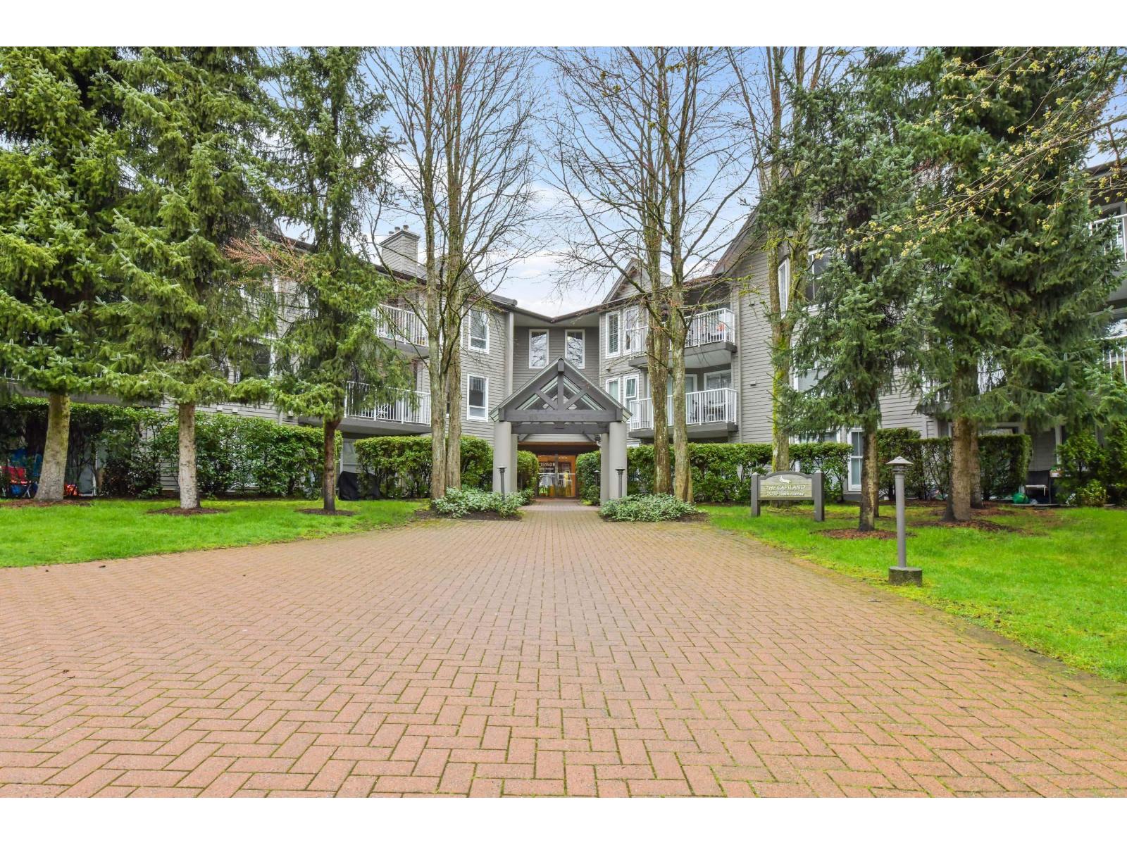 309 15150 108 AVENUE Surrey British Columbia Canada Sale residential Rimpy Bal HomeLife Benchmark Realty Corp.