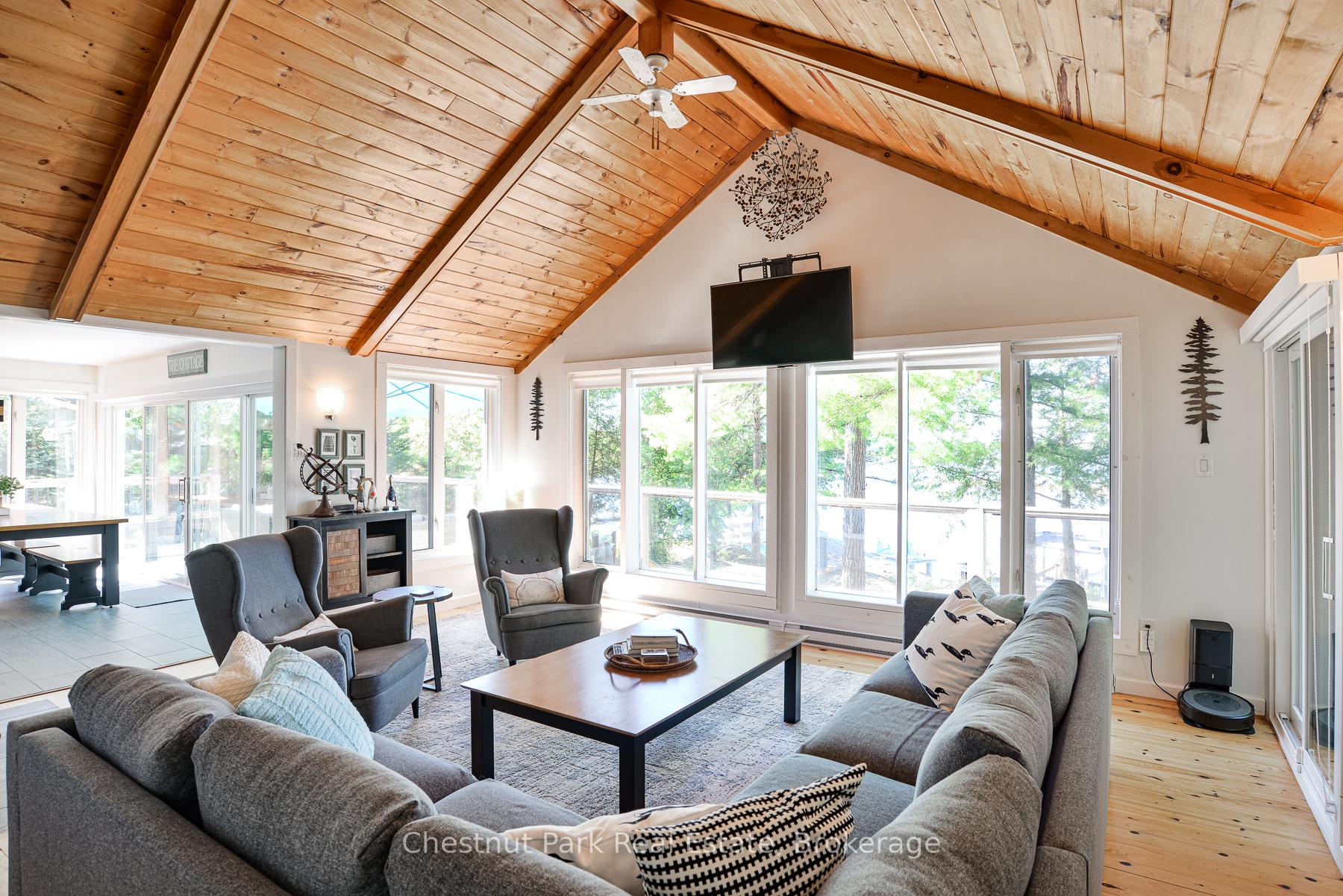 3 Bedroom Single Family Home/House's Image 7