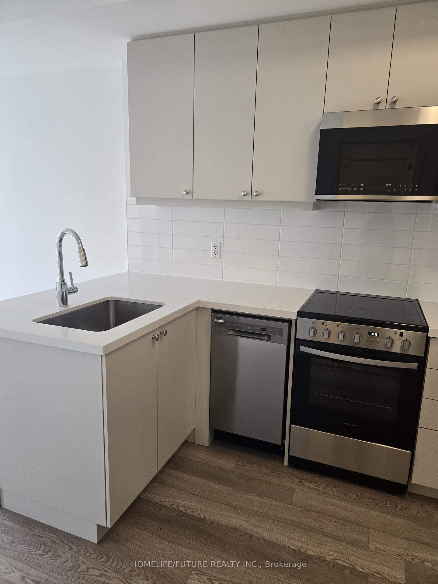 720 - 51 Clarington Boulevard Clarington Ontario Canada Rent residential Logan Kumaresh HomeLife/Future Realty Inc., Brokerage*