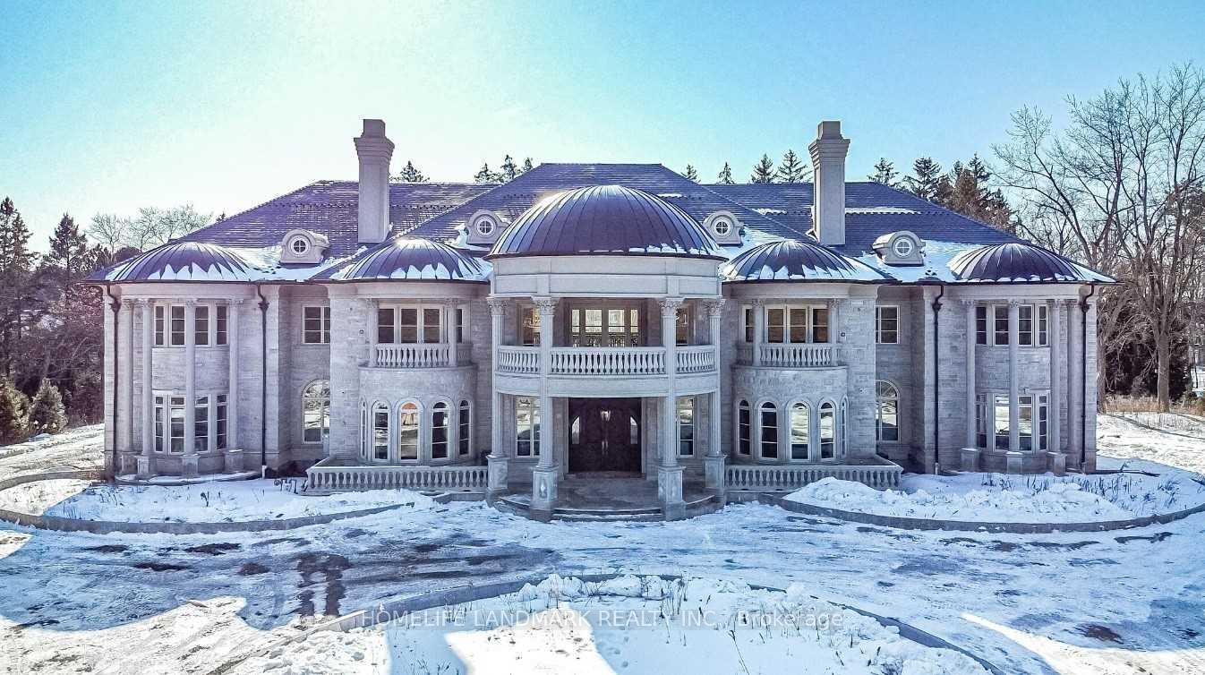 8 High Point Road Toronto Ontario Canada Sale residential Ali Zamani RE/MAX PREMIER INC. Brokerage*