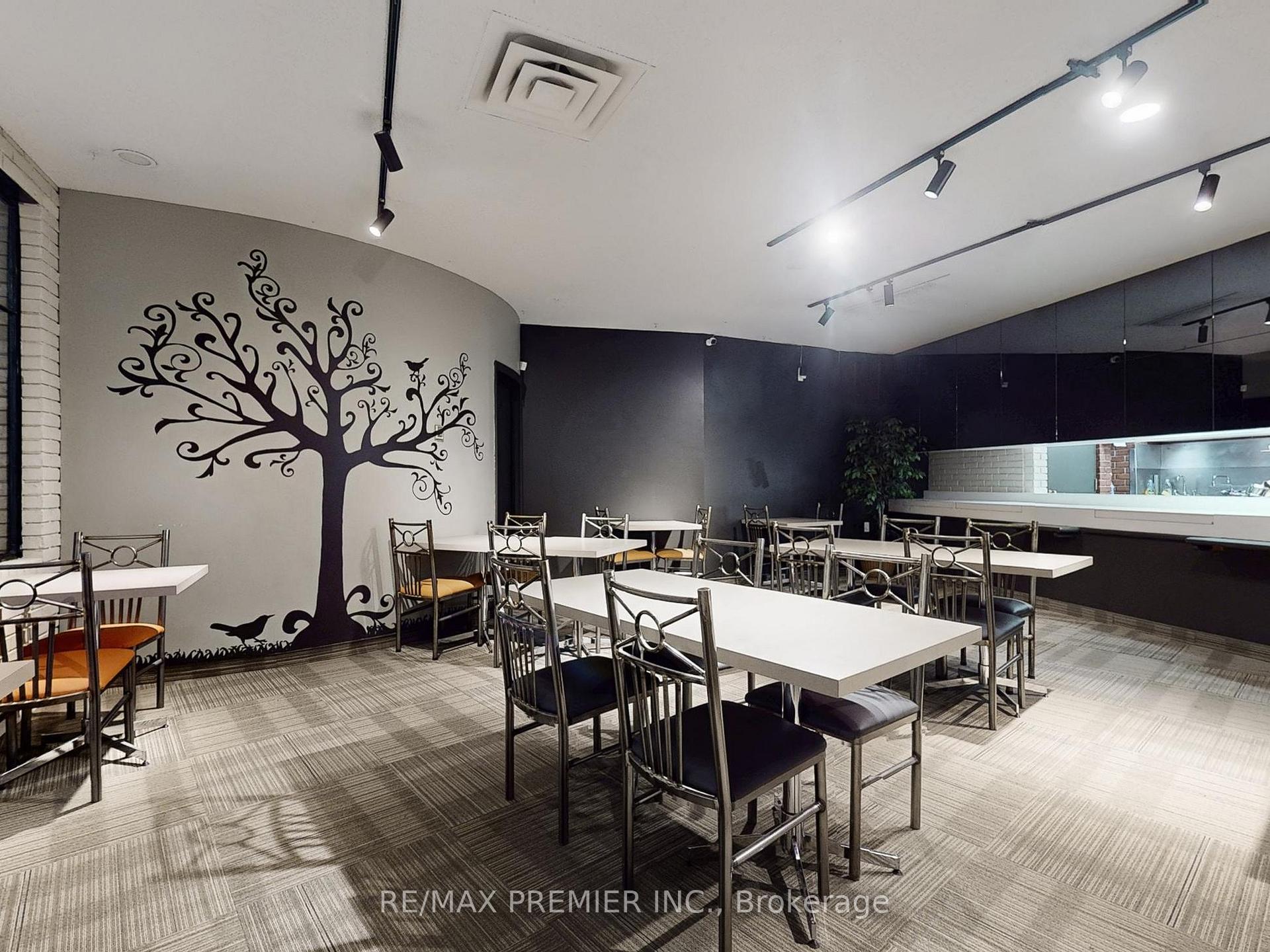 100, 103 - 3390 South Service Road Burlington Ontario Canada Lease commercial Saleem Salahuddin RE/MAX PREMIER INC. Brokerage*