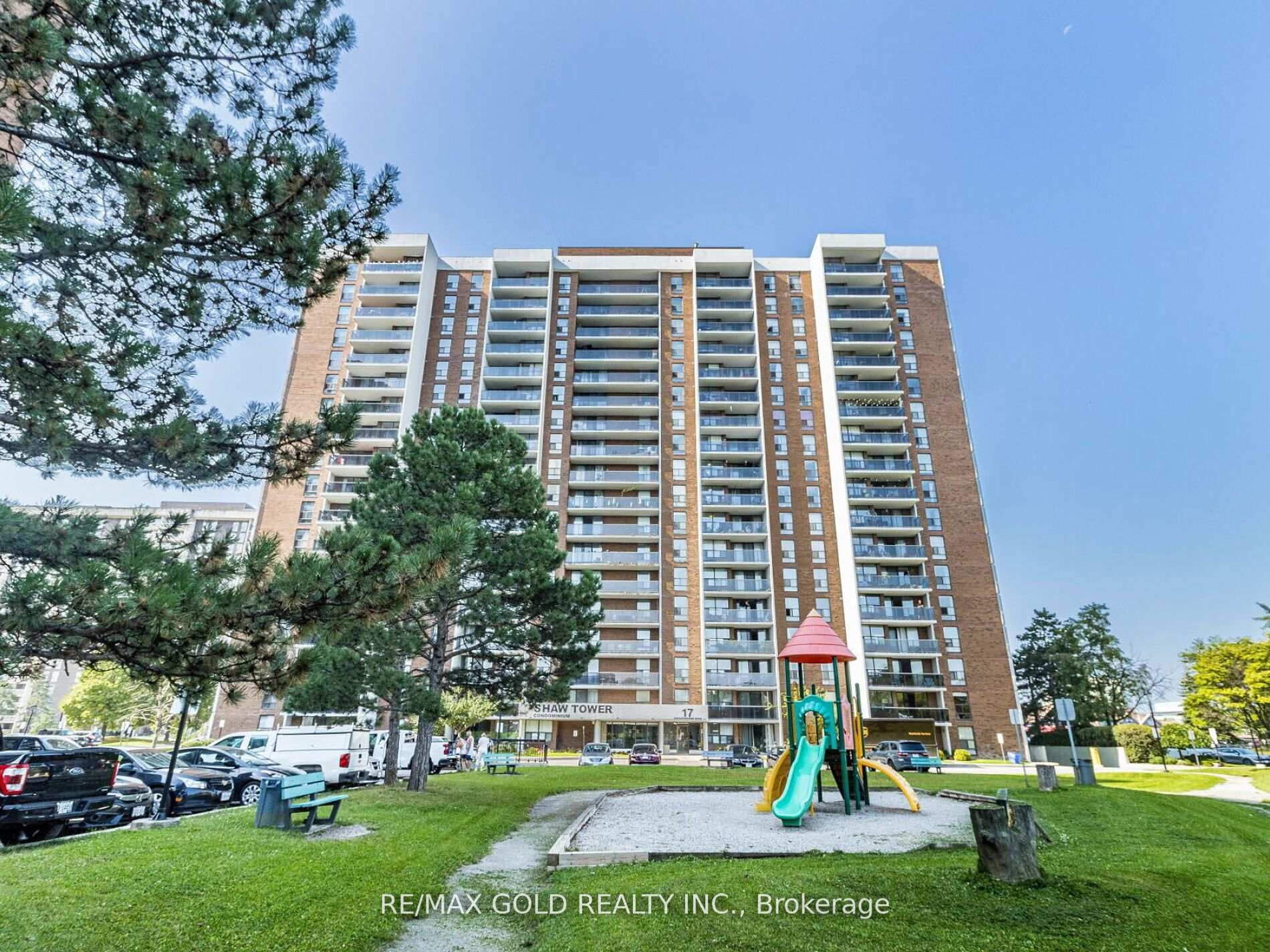 1010 - 17 Knightsbridge Road Brampton Ontario Canada Sale residential Ray Datta RE/MAX Gold Realty Inc., Brokerage