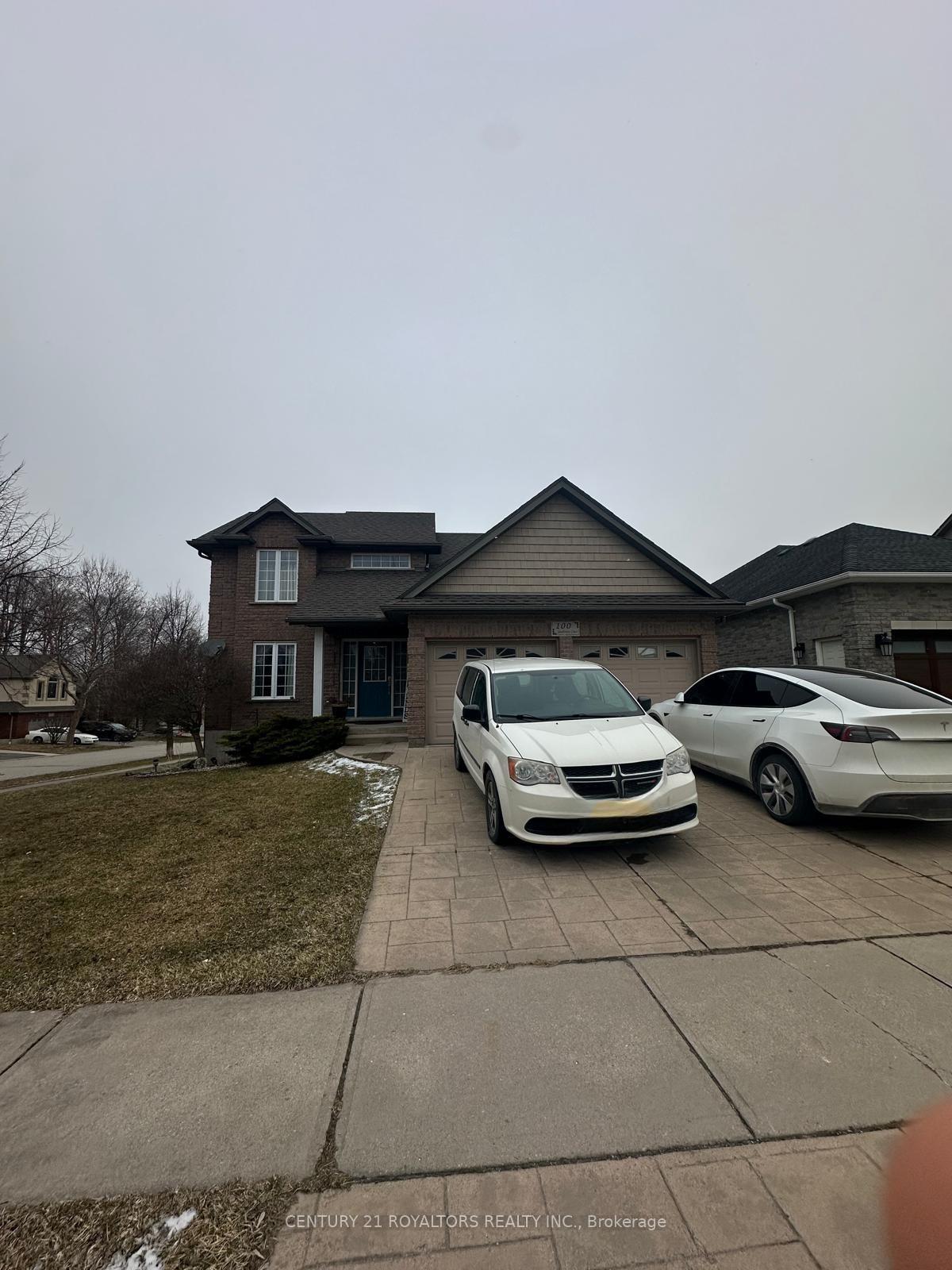 100 Southview Court Woodstock Ontario Canada Sale residential Parm Singh Century 21 Royaltors Realty Inc.,Brokerage