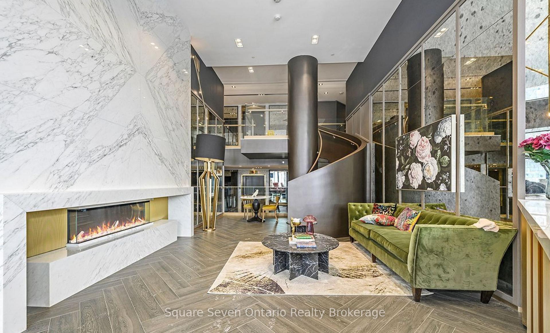 820 - 395 Dundas Street Oakville Ontario Canada Sale residential   Square Seven Ontario Realty Brokerage