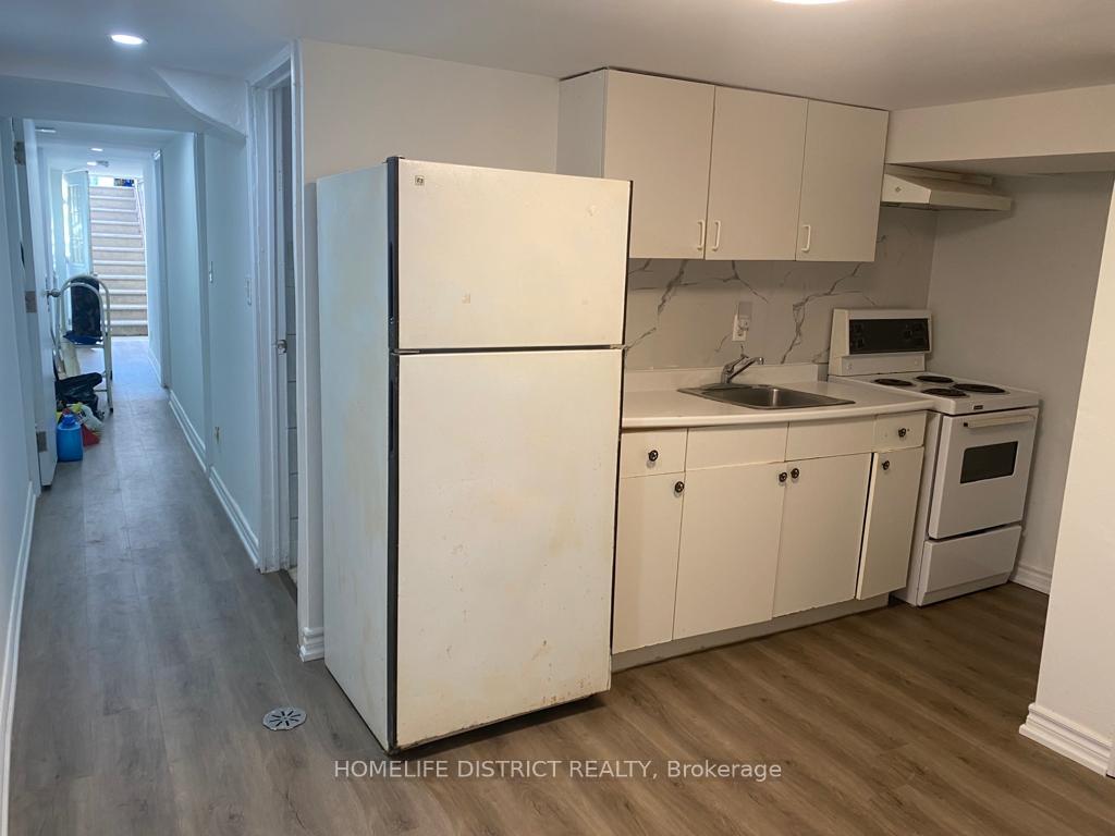 135 Emerson Avenue Toronto Ontario Canada Rent residential Prem Ragunathan HOMELIFE DISTRICT REALTY, Brokerage*