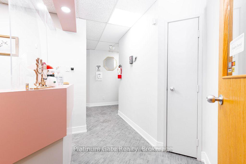 305 - 3852 Finch Avenue E Toronto Ontario Canada Sale commercial Bob Bahreinian Re/Max Connect Realty, Brokerage*