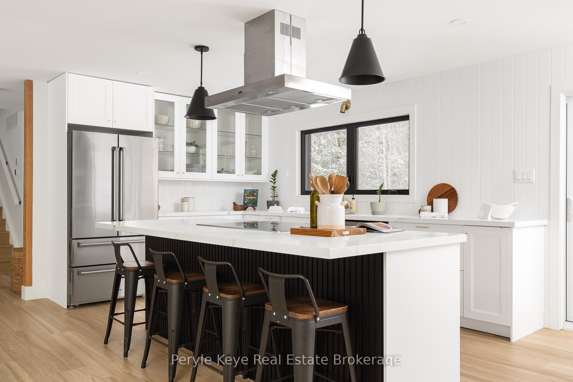 1290 Cedar Lane Bracebridge Ontario Canada Sale residential Radka Hnilicova Anchor Realty, Brokerage*