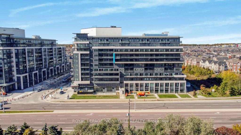 402 - 395 Dundas Street W Oakville Ontario Canada Rent residential Sat Swaminathan ROYAL LEPAGE SIGNATURE REALTY, Brokerage*