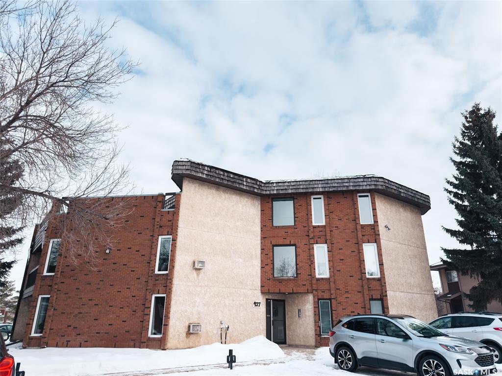 201 - 427 TAIT CRESCENT Saskatoon Saskatchewan Canada Sale residential Shaun Renneberg Realty Executives Saskatoon