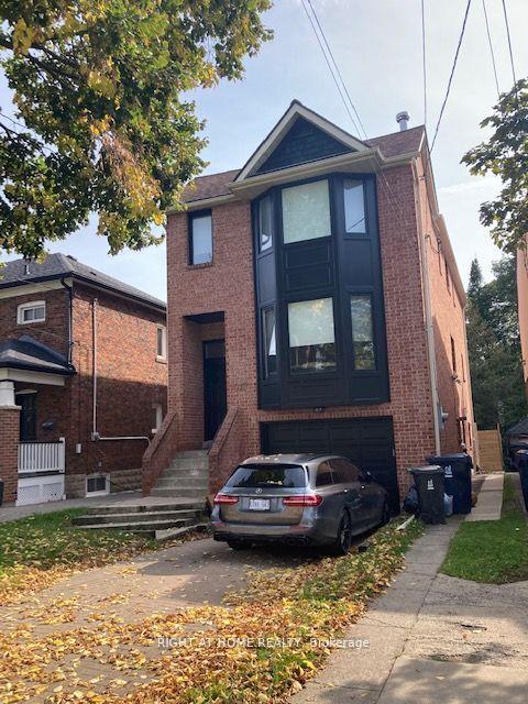 213 Fairlawn Avenue Toronto Ontario Canada Rent residential Yana Ivanova Right at Home Realty, Brokerage*
