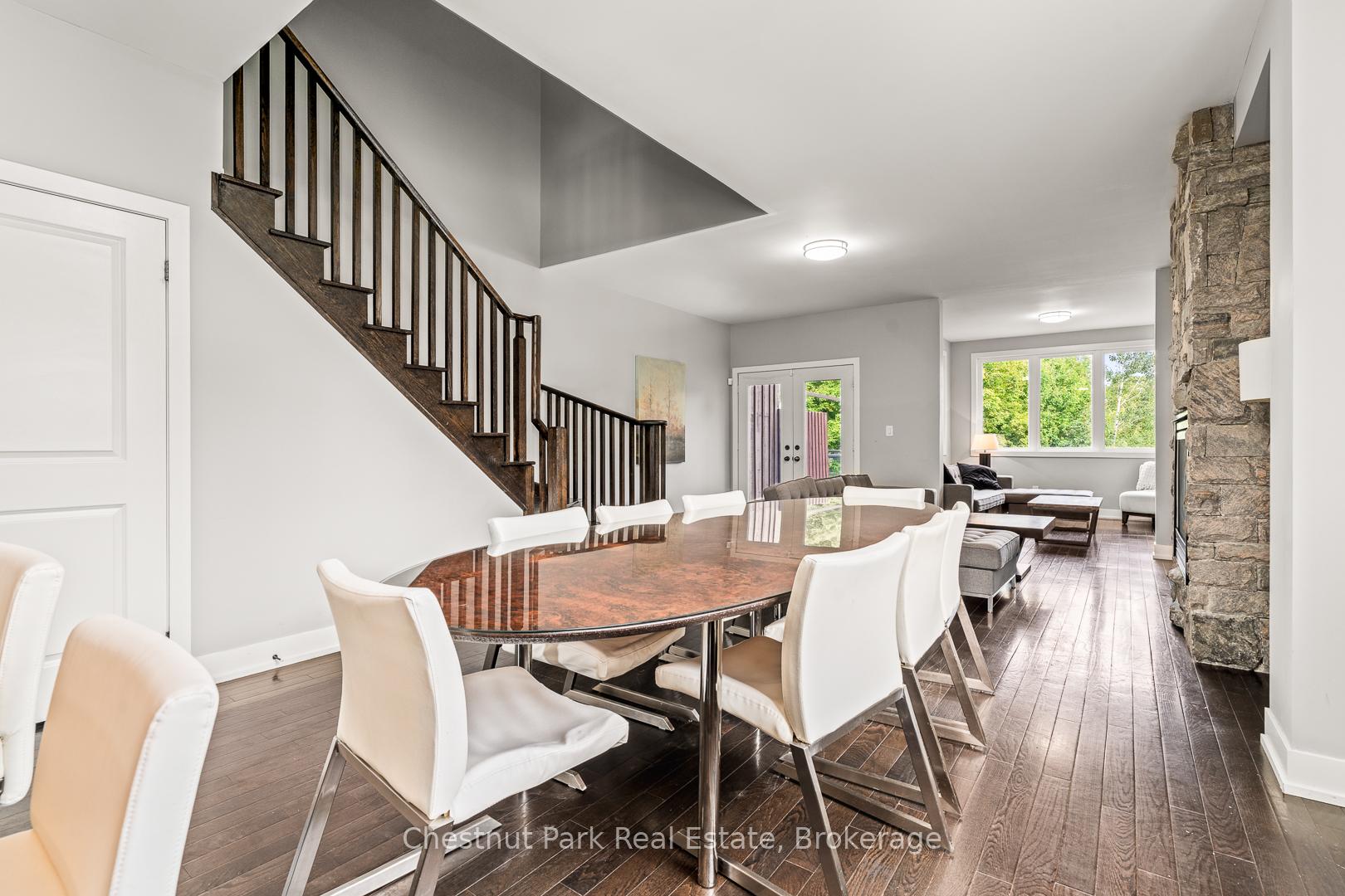 4 Bedroom Villa/Townhouse's Image 8