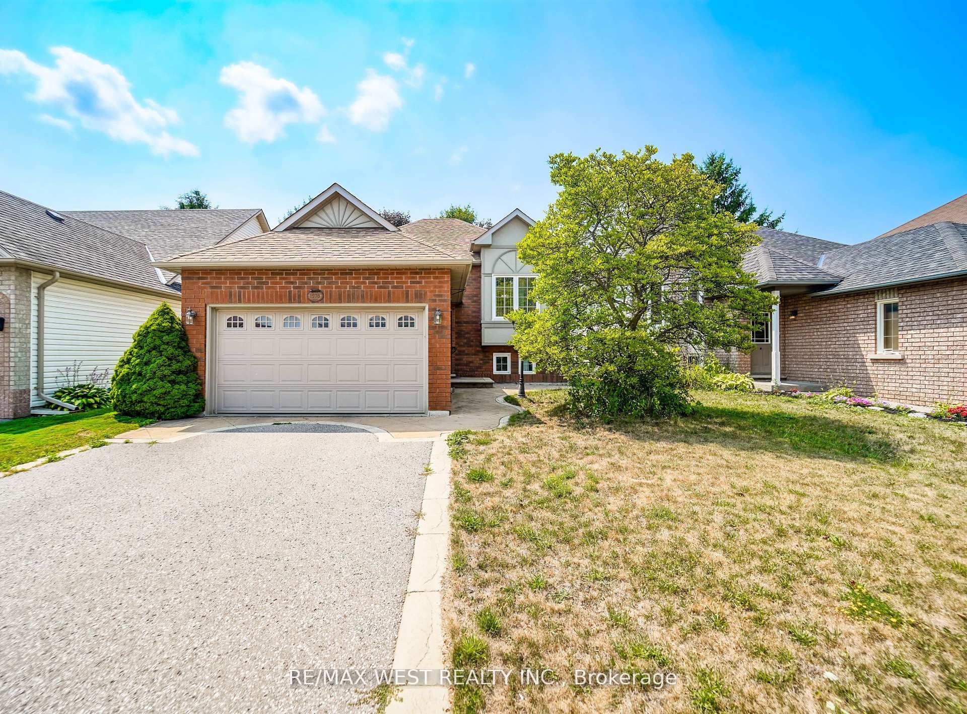 1976 Edenwood Drive Oshawa Ontario Canada Sale residential Durham Bungalows McROBERT REAL ESTATE GROUP