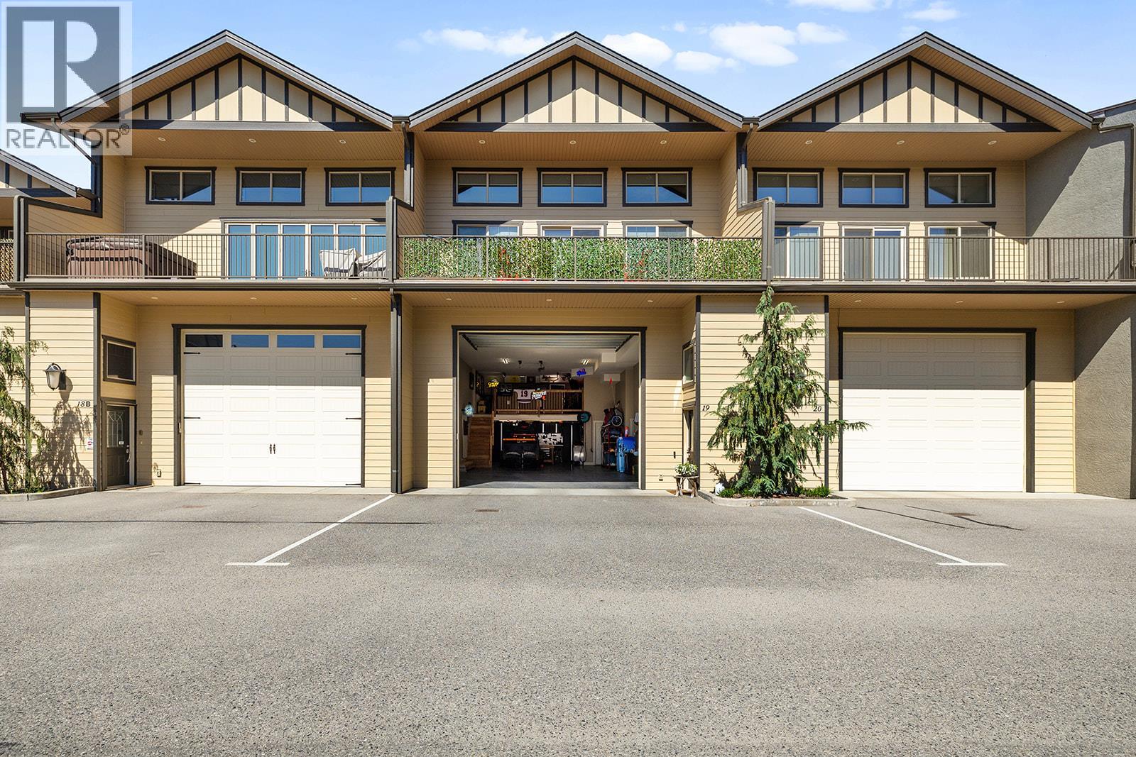 3359 Cougar Road Unit# 19 West Kelowna British Columbia Canada Sale residential CLIFFORD MAY Realty One Real Estate Ltd., Brokerage*