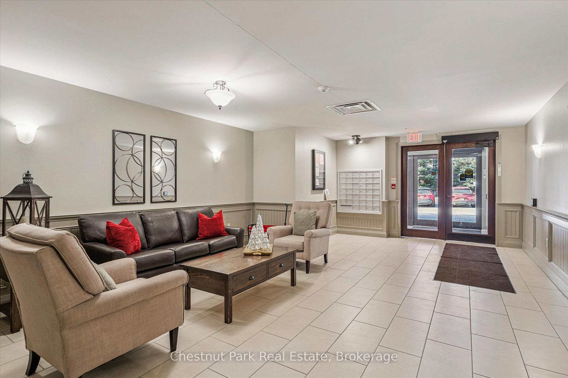 2 Bedroom Apartment/Flat's Image 32
