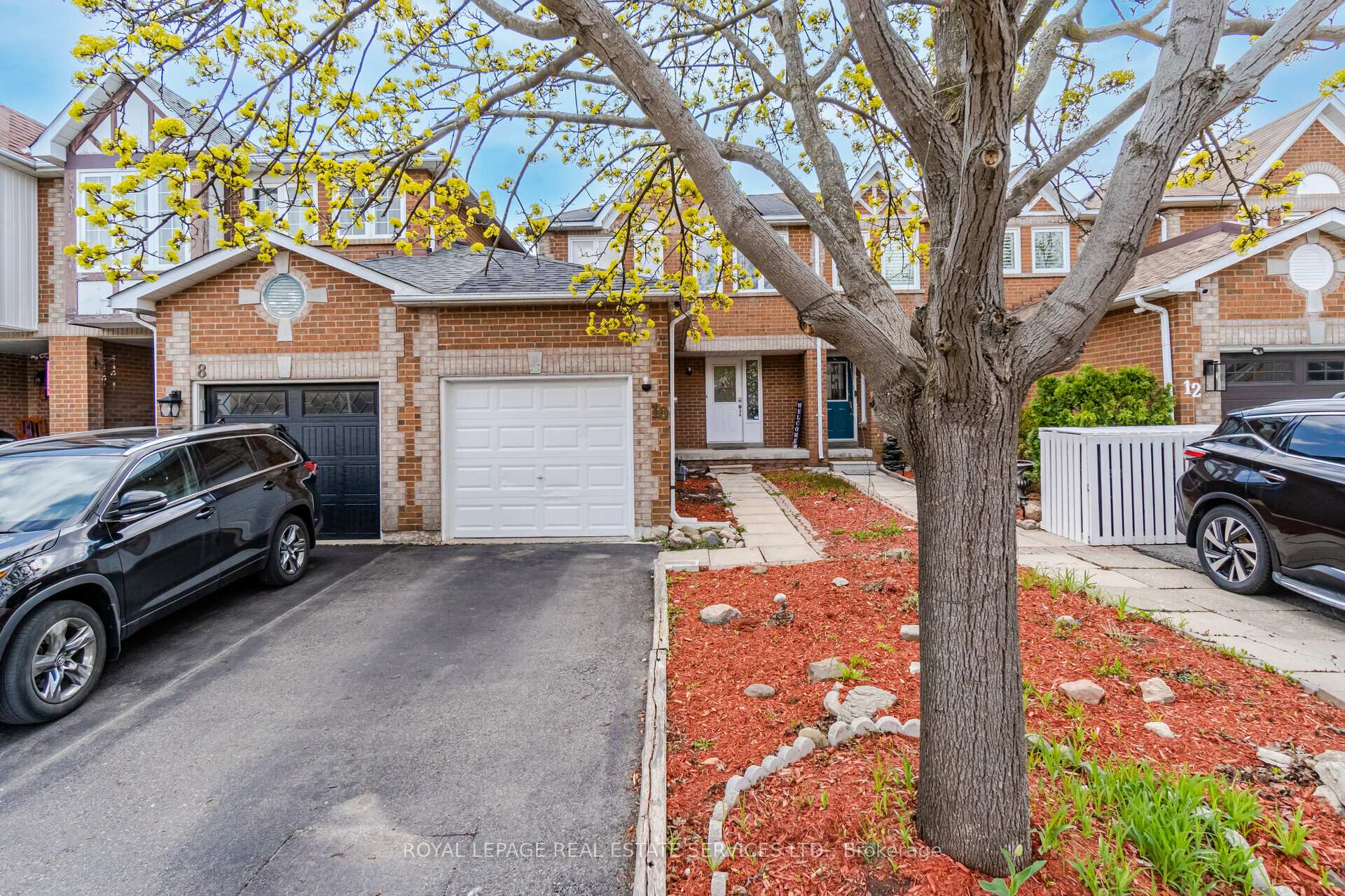 10 Mullis Crescent Brampton Ontario Canada Rent residential Nadia  Maharaj Royal LePage Real Estate Services Ltd., Brokerage
