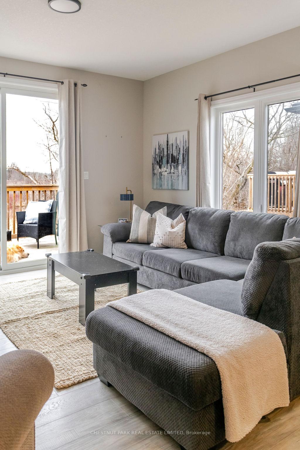 2 Bedroom Villa/Townhouse's Image 9