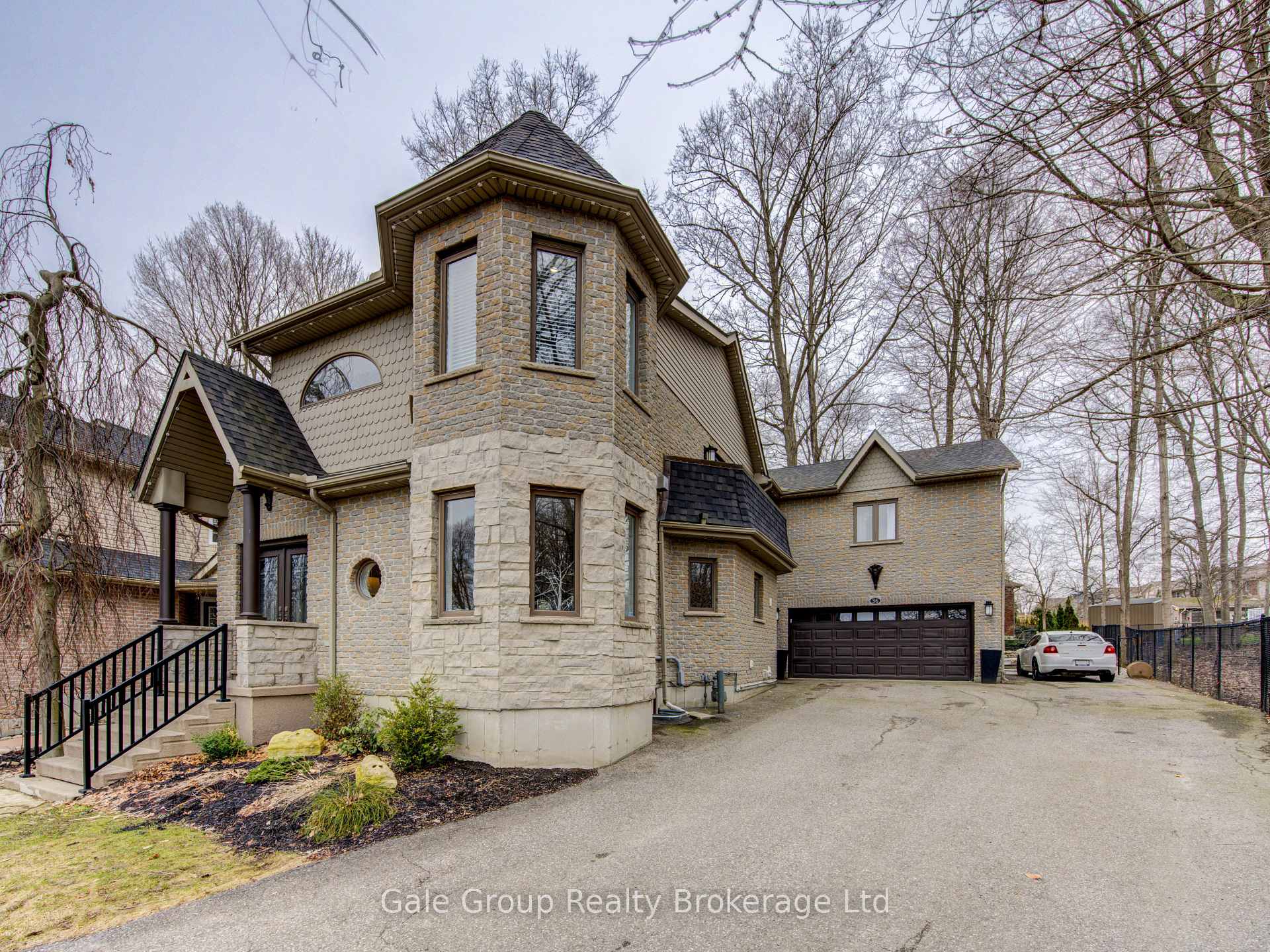 36 Potters Way Woodstock Ontario Canada Sale residential Sudhip Kandathil Joseph Lifestyle International Realty Inc., Brokerage