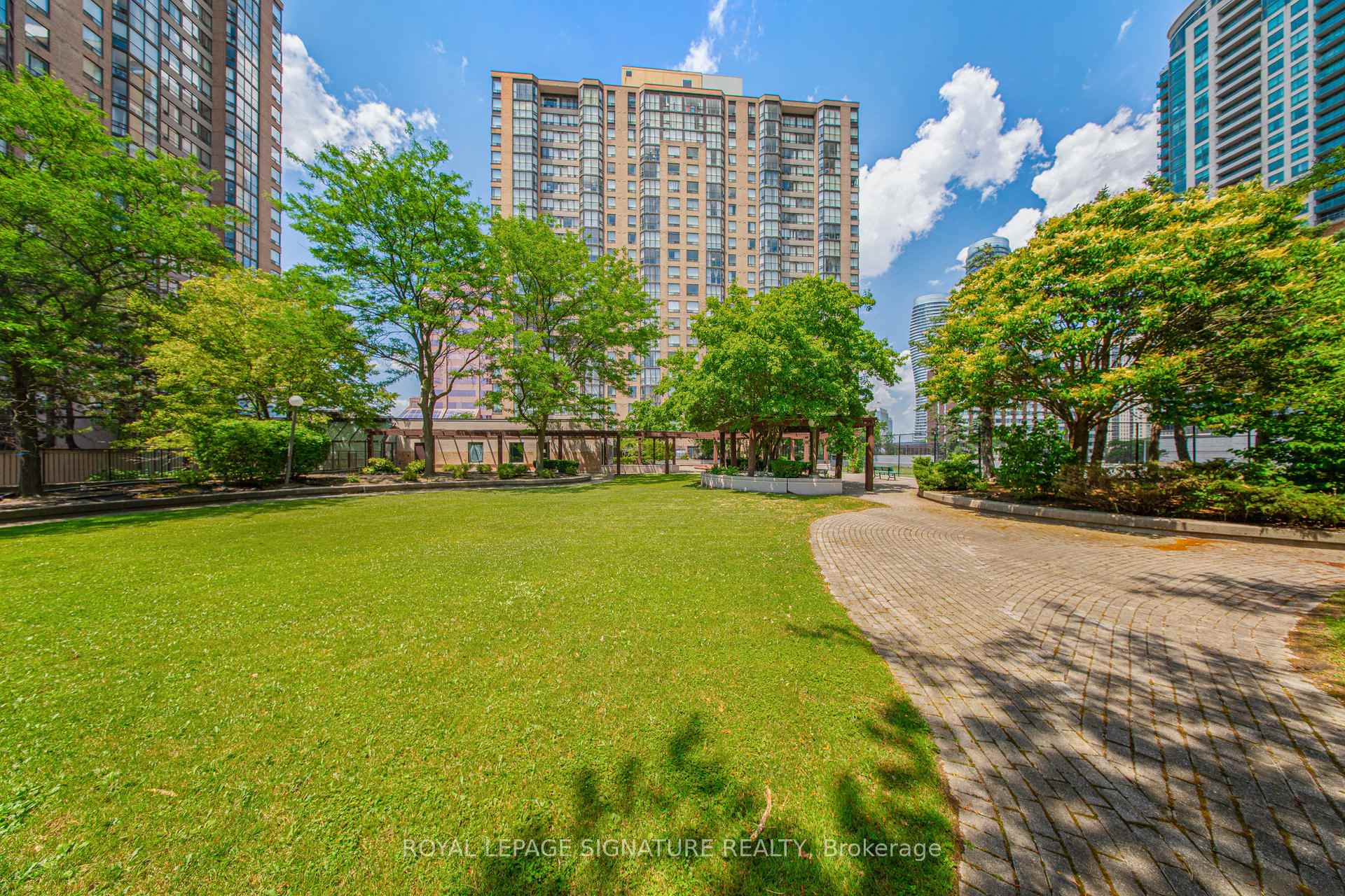 1501 - 265 Enfield Place Mississauga Ontario Canada Sale residential Elena Vankevich Brokerage Information: Not available, please contact website owner