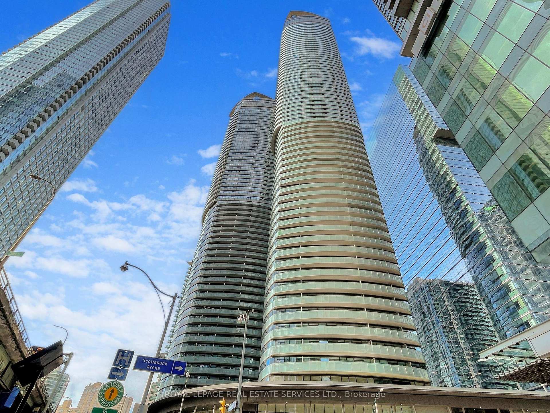 3001 - 14 York Street Toronto Ontario Canada Sale residential   Royal LePage Real Estate Services Ltd., Brokerage
