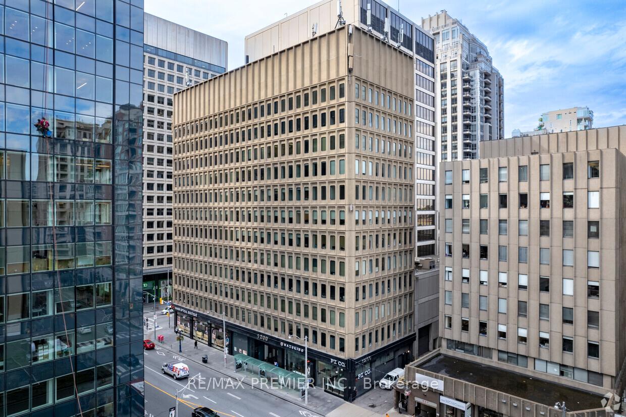 1201-C - 1200 Bay Street Toronto Ontario Canada Lease commercial Saleem Salahuddin RE/MAX PREMIER INC. Brokerage*