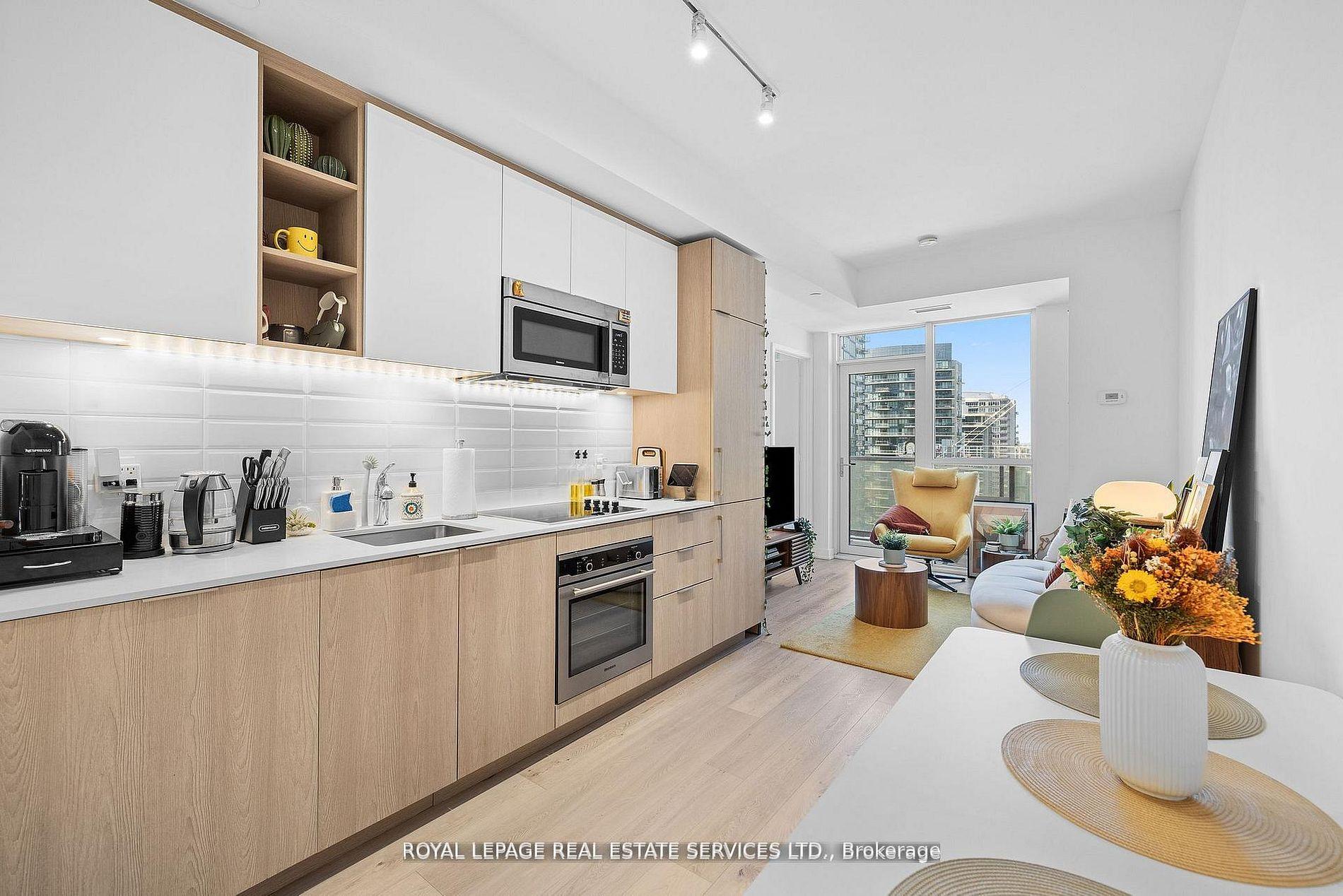 1603 - 50 Ordnance Street Toronto Ontario Canada Sale residential APRIL  ESTEVES ROYAL LEPAGE REAL ESTATE SERVICES LTD. Brokerage*