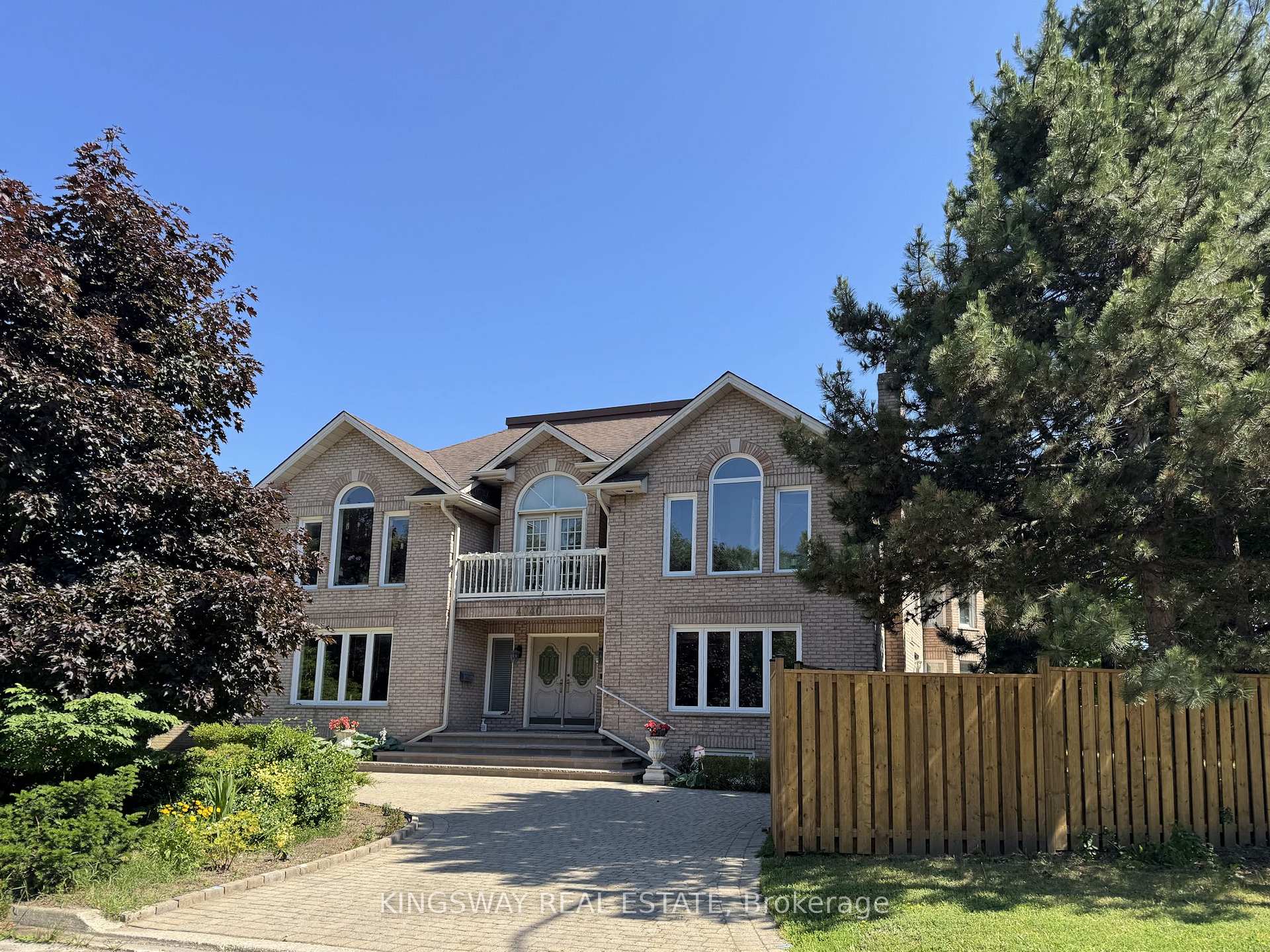 4040 Lookout Court Mississauga Ontario Canada Sale residential Iwona Rembacz Kingsway Real Estate Brokerage*