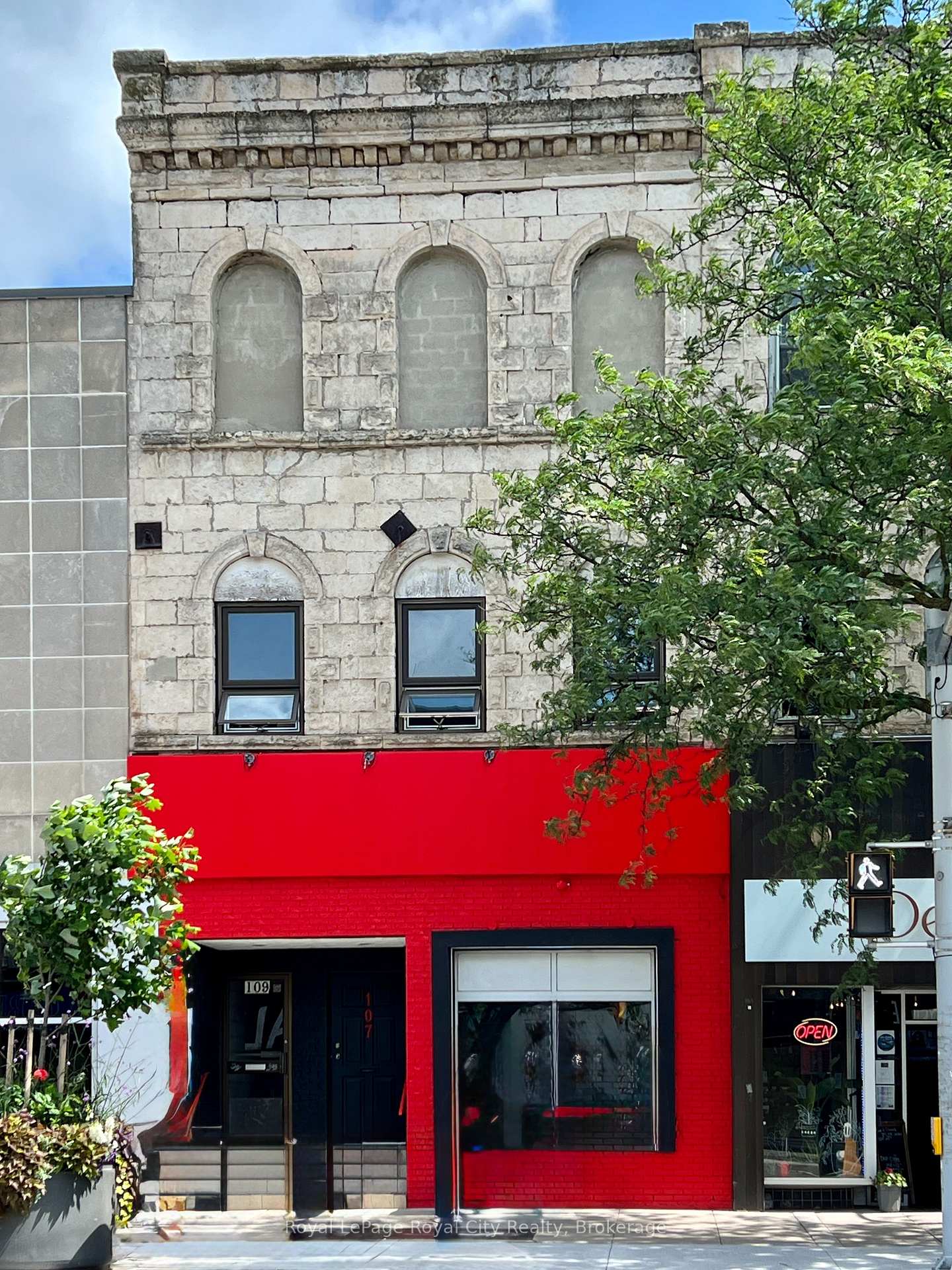 107-109 Wyndham Street N Guelph Ontario Canada Sale commercial Ahmed Amin Hamed Aly Right at Home Realty, Brokerage*