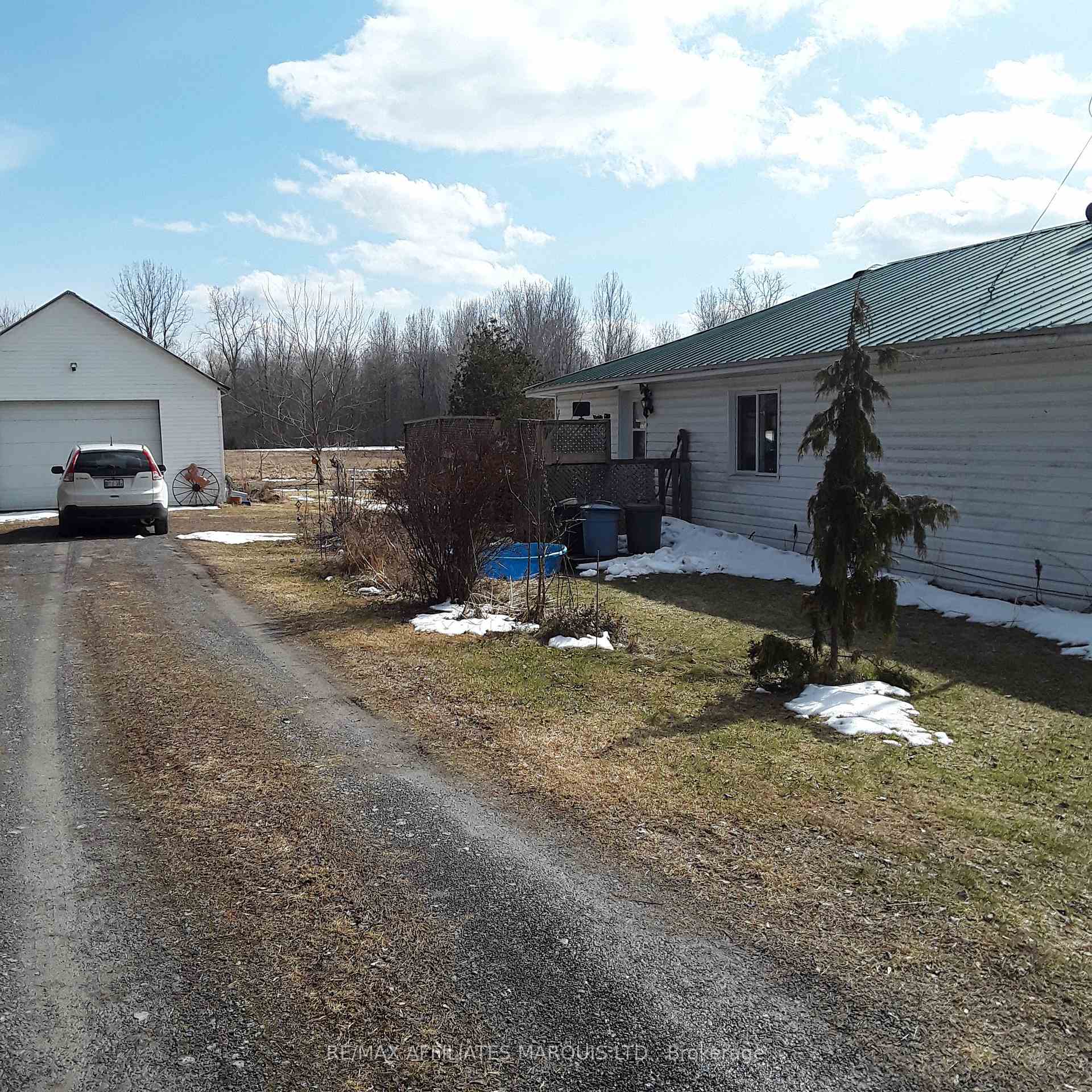 10390 Hanesville Road W South Dundas Ontario Canada Sale residential Lea Wouters Right at Home Realty, Brokerage*