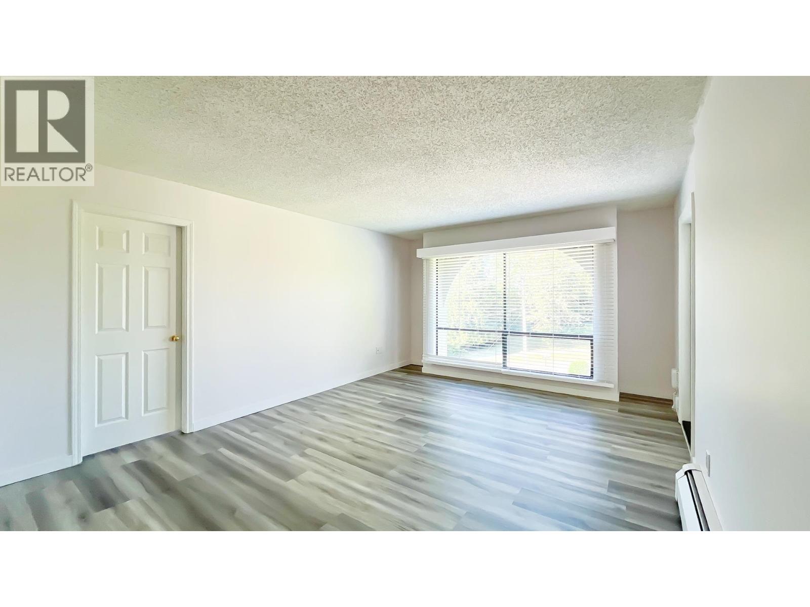 416 1945 WOODWAY PLACE Burnaby British Columbia Canada Sale residential Marlene Saunders Personal Real Estate Corporation Marlene Saunders Personal Real Estate Corporation | Team 3000 Realty Ltd.