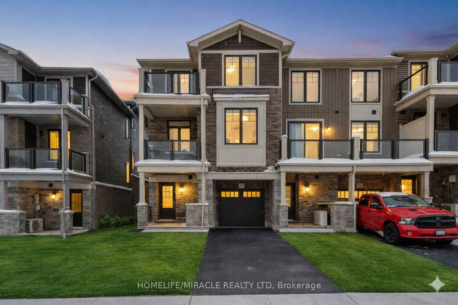 92 - 10 Birmingham Drive Cambridge Ontario Canada Sale residential Oppen & Reddy HomeLife/Miracle Realty Ltd, Brokerage *