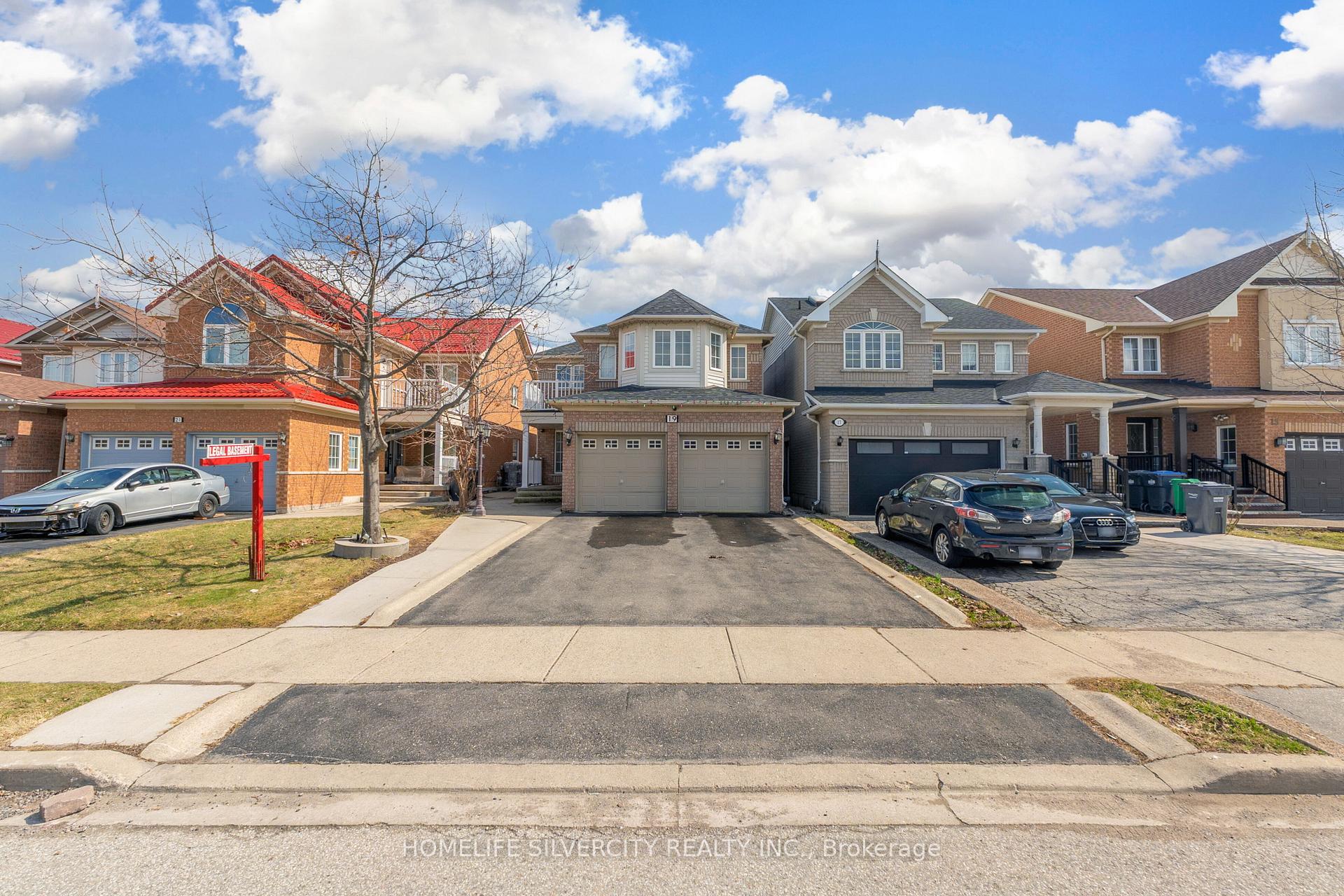 19 Vintage Gate Brampton Ontario Canada Sale residential Anshuman Singh HomeLife Silvercity Realty Inc., Brokerage*