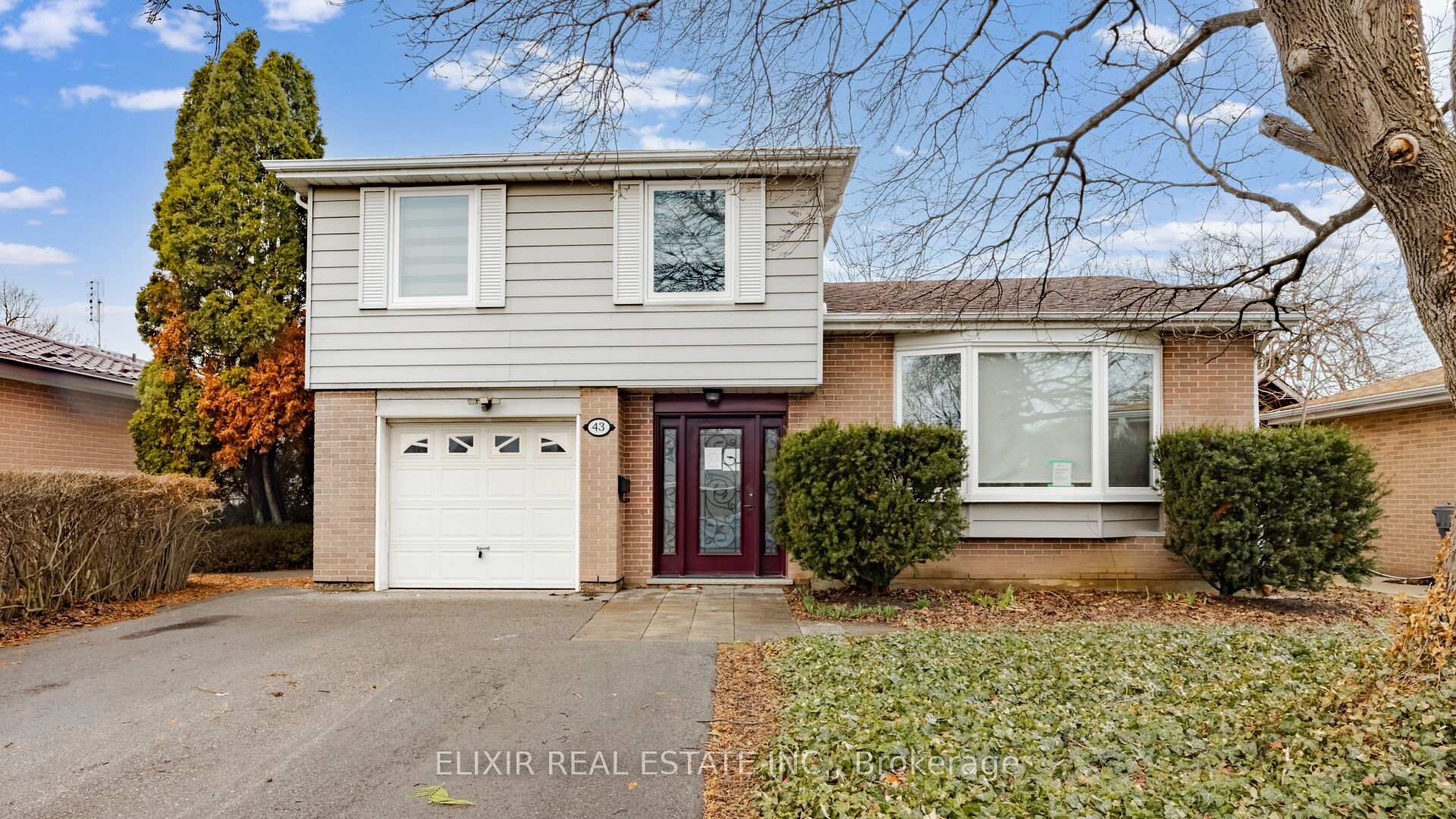 43 Bromley Crescent Brampton Ontario Canada Sale residential MAYANK MADAAN Elixir Real Estate Inc., Brokerage*