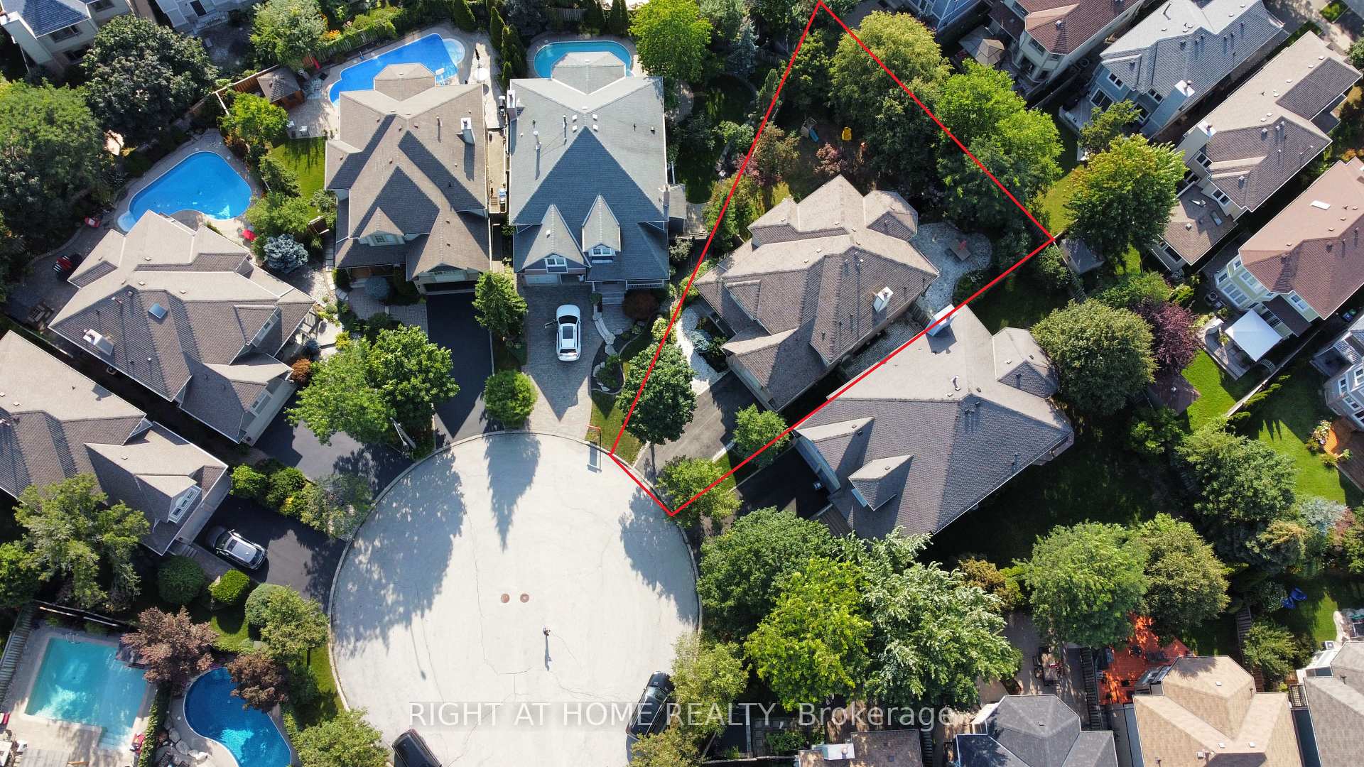 2623 Charlotte Court Mississauga Ontario Canada Sale residential Anatoliy Rependa Right at Home Realty, Brokerage*