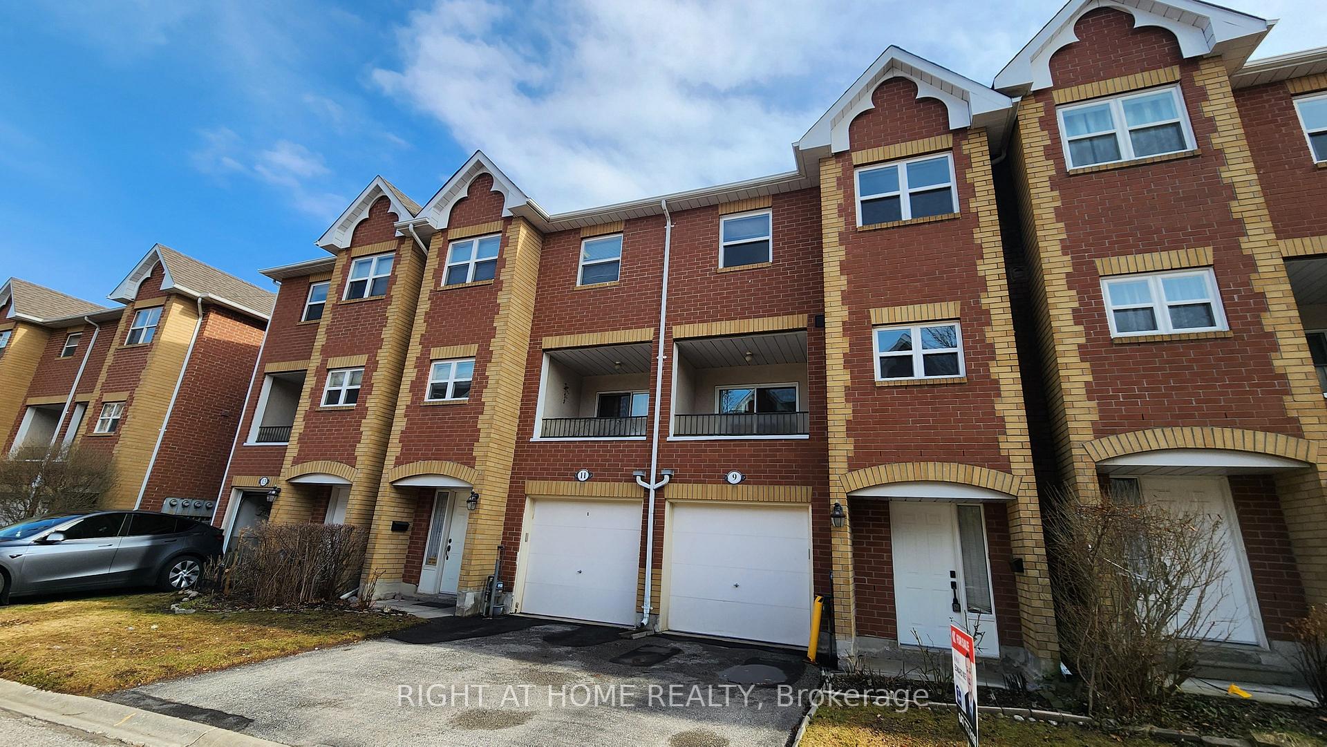 9 Maple Park Way Markham Ontario Canada Sale residential Elena Bajenova Right at Home Realty, Brokerage*