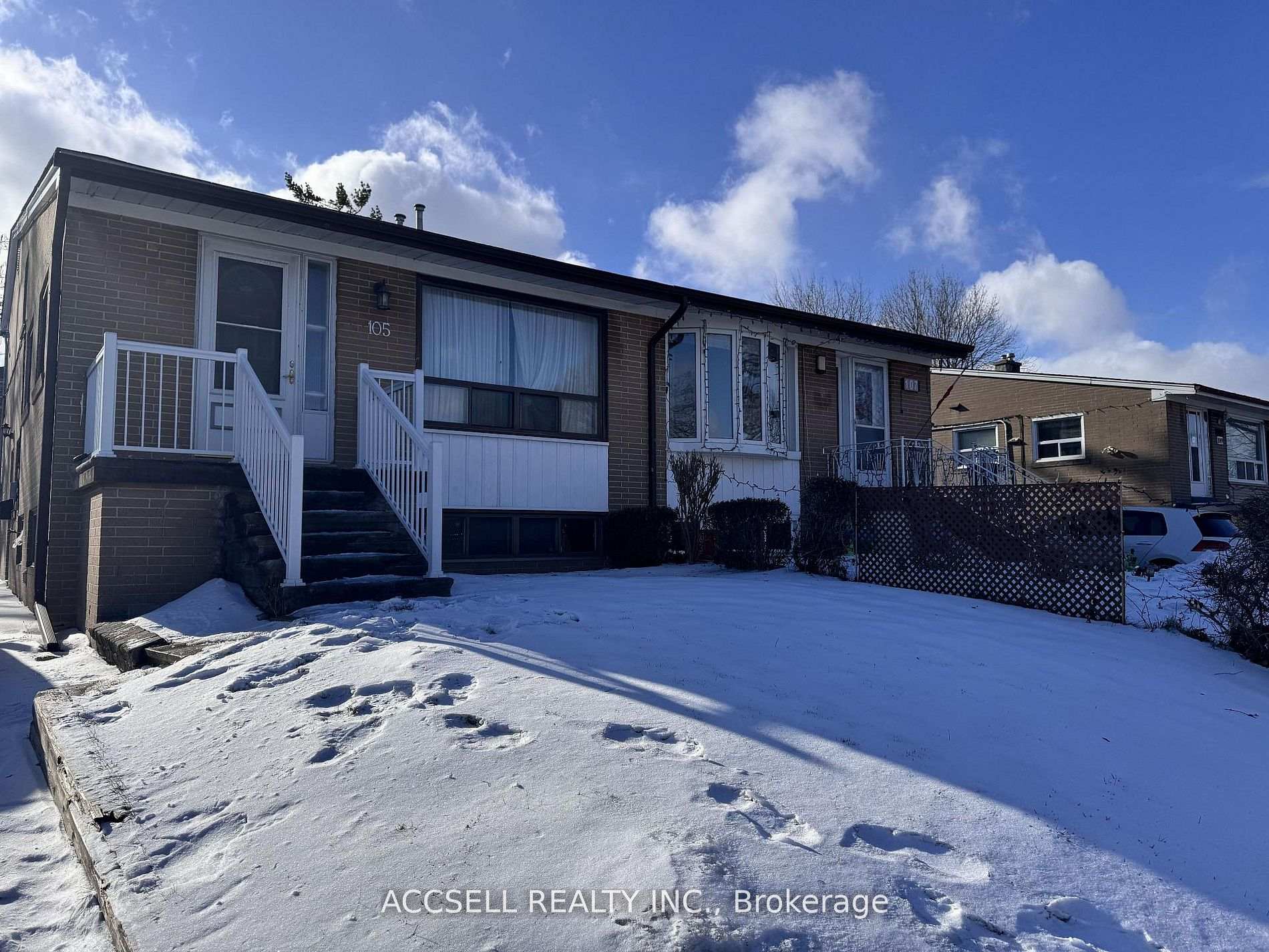 105 Kingsview Boulevard Toronto Ontario Canada Sale residential ARNAV KAUSHAL ACCSELL REALTY INC. Brokerage*