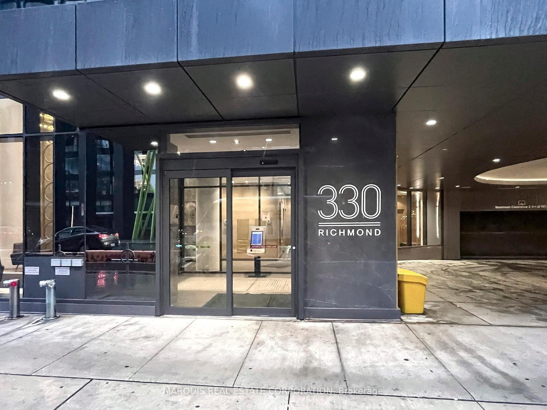 505-Room Only - 330 Richmond Street W Toronto Ontario Canada Rent residential   BOYAL REALTY GROUP LTD. Brokerage*