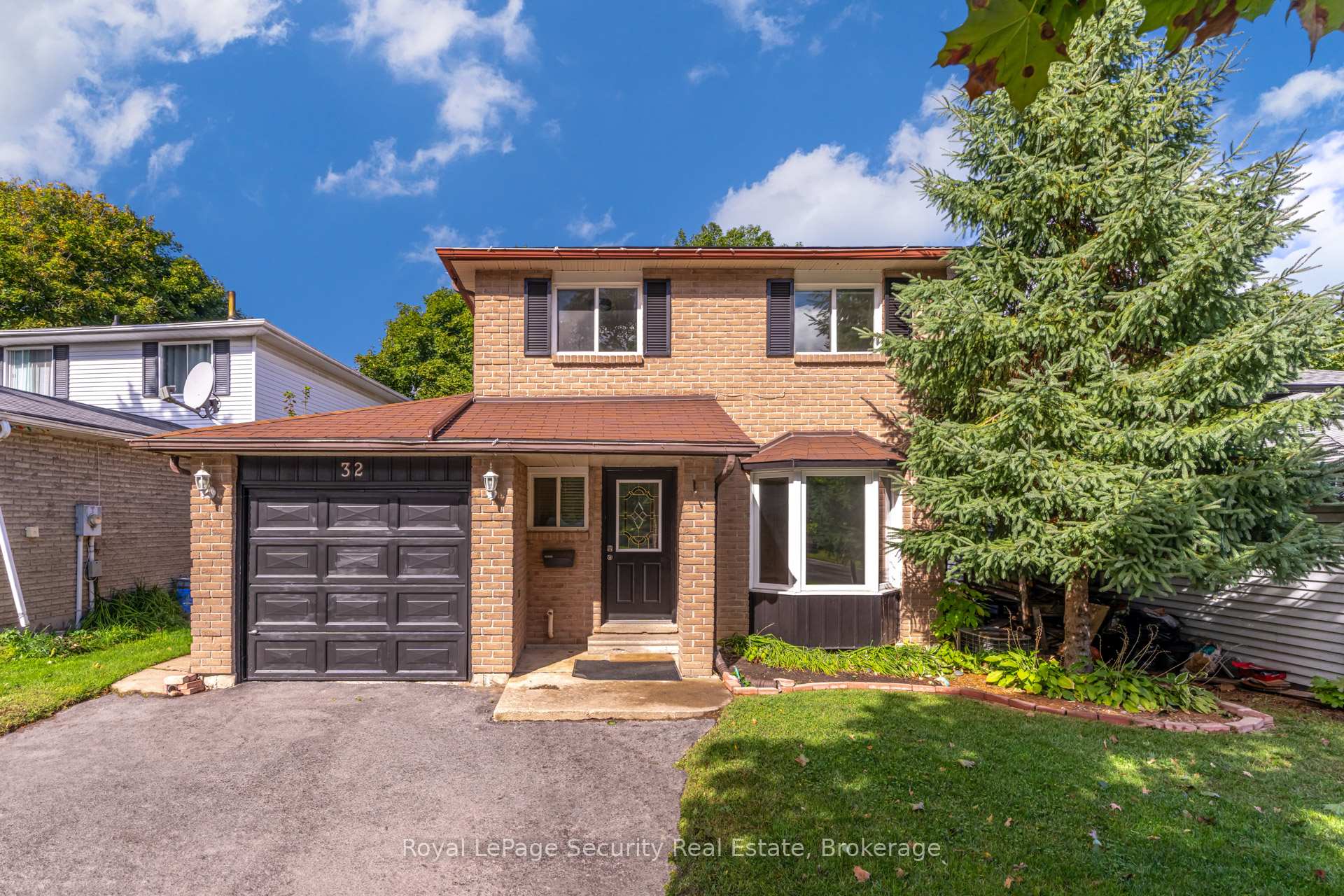 32 Wilson Court Barrie Ontario Canada Sale residential Cristina Lopes ROYAL LEPAGE SECURITY REAL ESTATE, BROKERAGE*