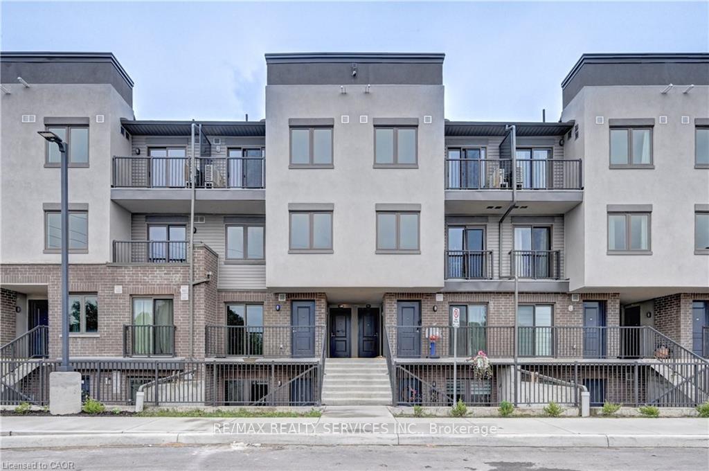 # C-55 - 370 Fisher Mills Road Cambridge Ontario Canada Rent residential Surjit & Nishtha Dhanjal RE/MAX Realty Services Inc., Brokerage*