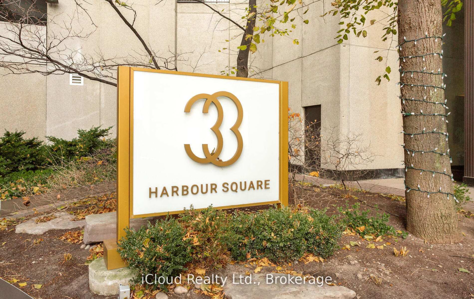 837 - 33 Harbour Square Toronto Ontario Canada Sale residential Vijay Bhandari HomeLife Superstars Real Estate Ltd., Brokerage*