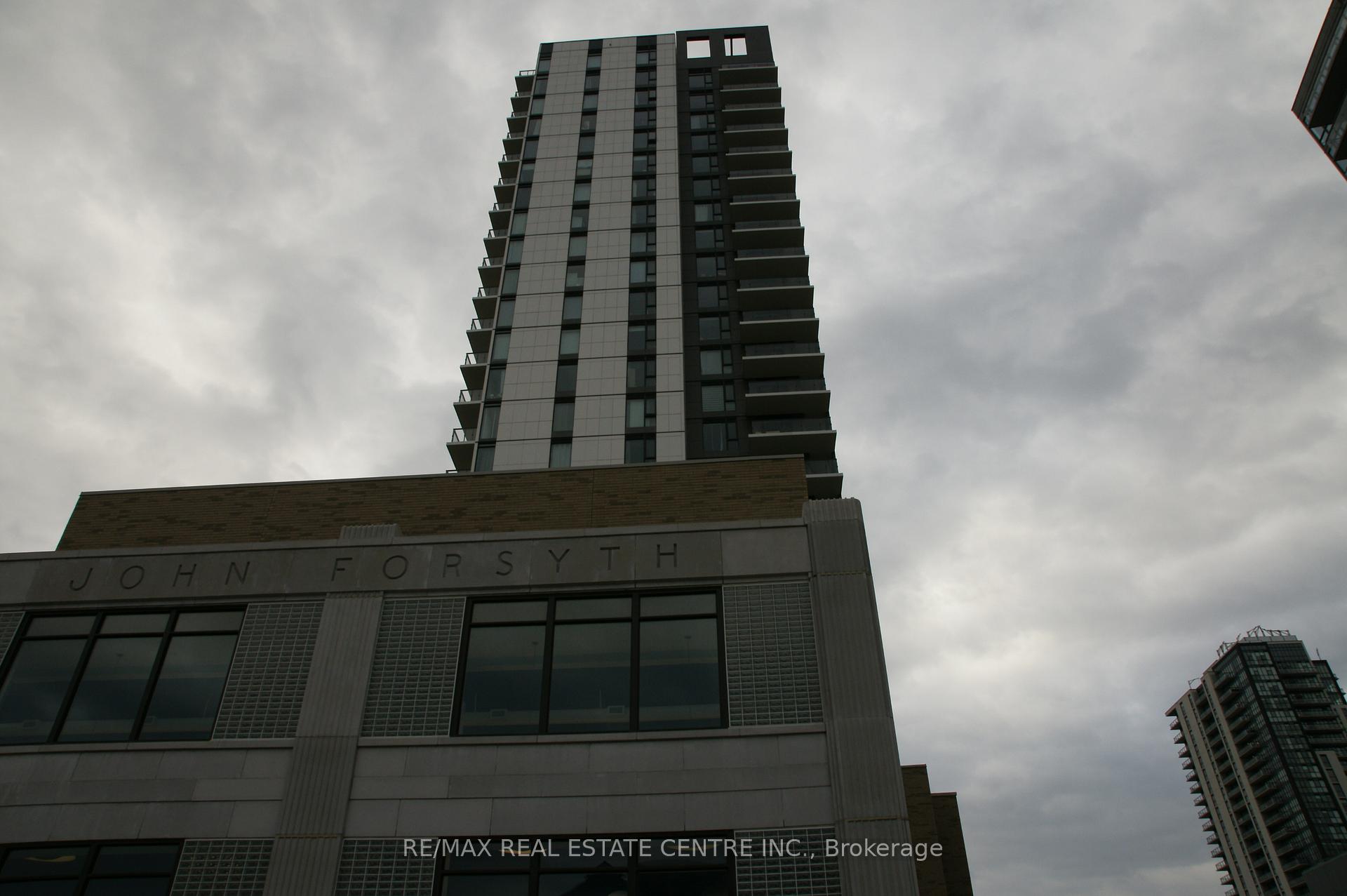 55 Duke Street Kitchener Ontario Canada Sale residential Bill Chahal RE/MAX Real Estate Centre Inc., Brokerage*