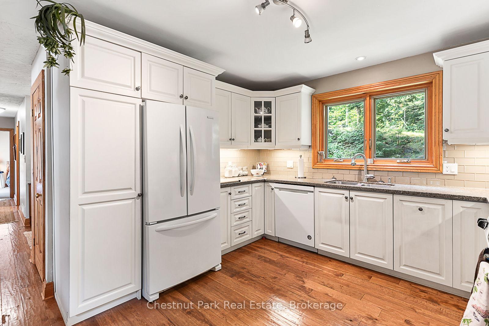 4 Bedroom Single Family Home/House's Image 18