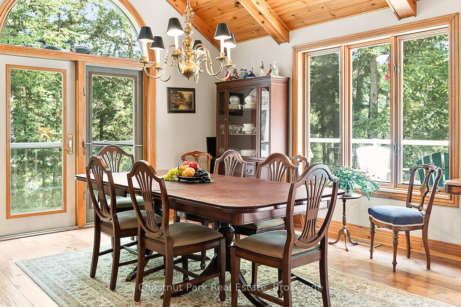 4 Bedroom Single Family Home/House's Image 13