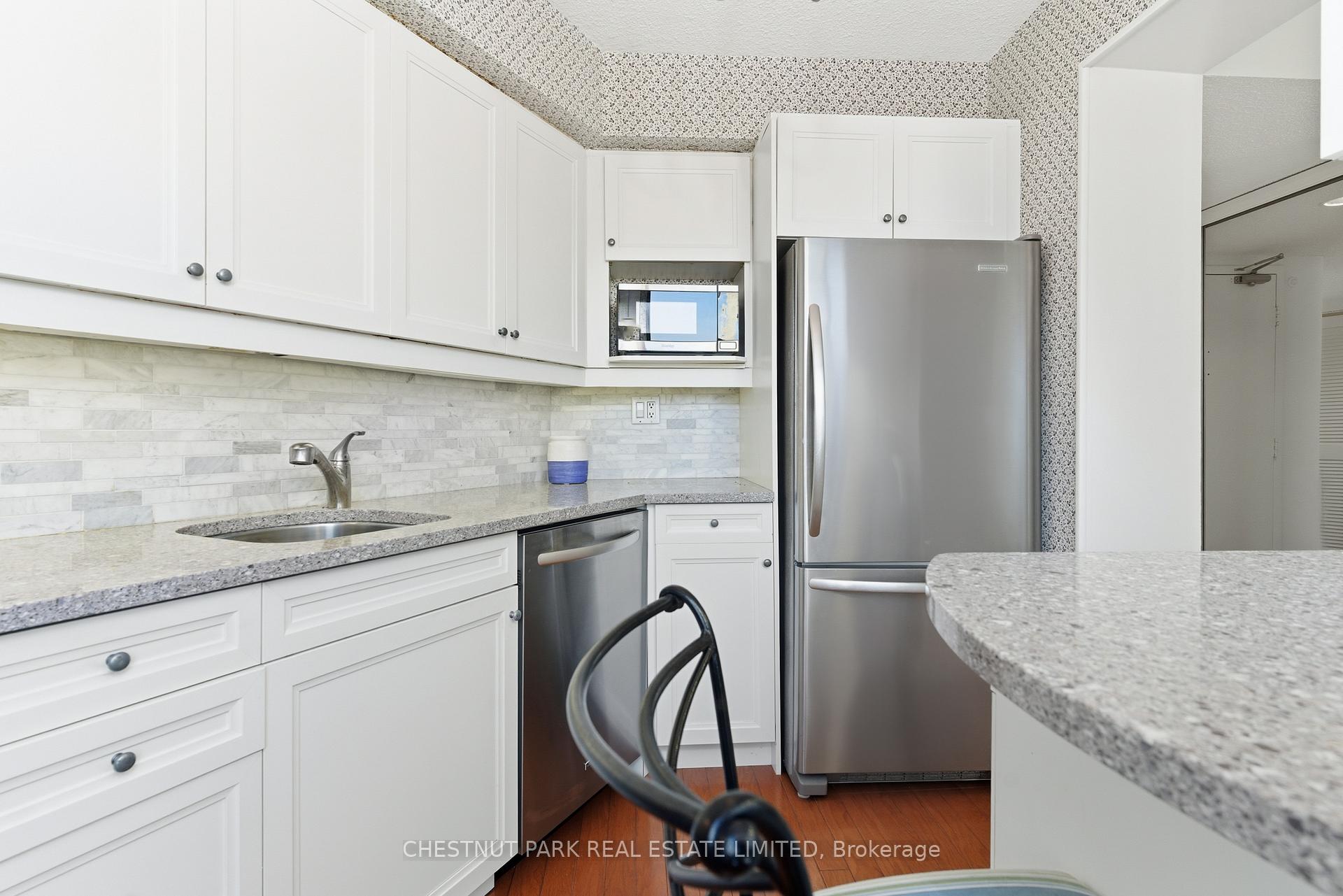 3 Bedroom Apartment/Flat's Image 6