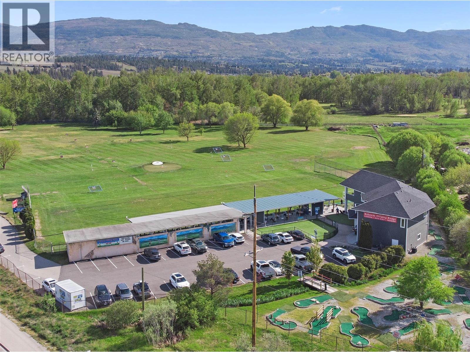 3810 Casorso Road Kelowna British Columbia Canada Sale residential CLIFFORD MAY Realty One Real Estate Ltd., Brokerage*