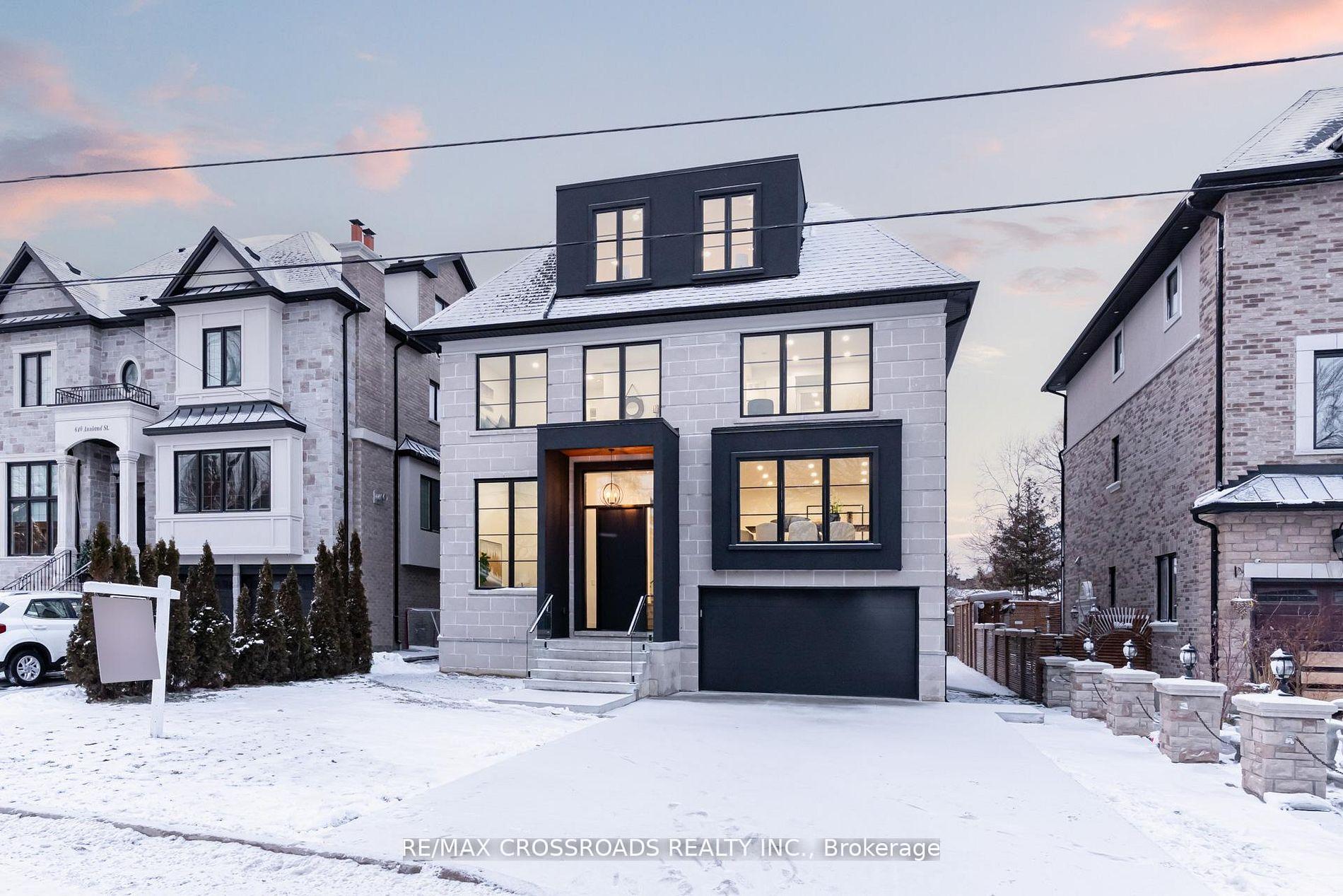 642 Annland Street Pickering Ontario Canada Sale residential Dee Peroff RE/MAX CROSSROADS REALTY INC, Brokerage*
