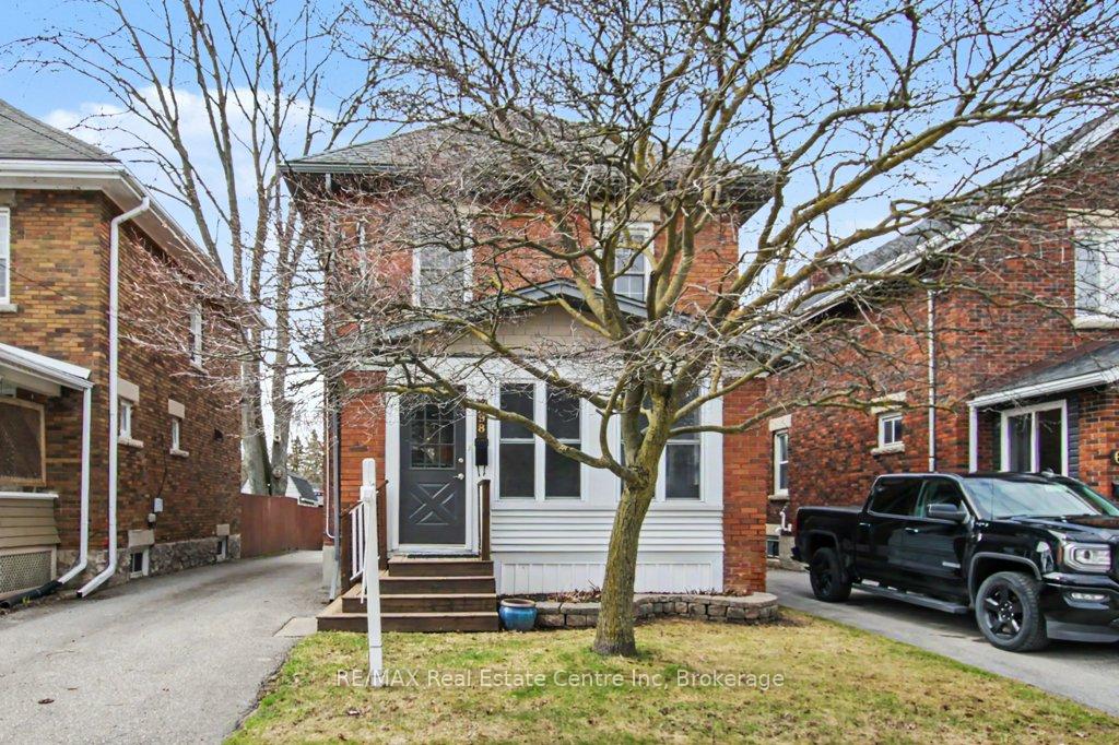 598 Woolwich Street Guelph Ontario Canada Sale residential Nasib Thind RE/MAX Real Estate Centre Inc., Brokerage*