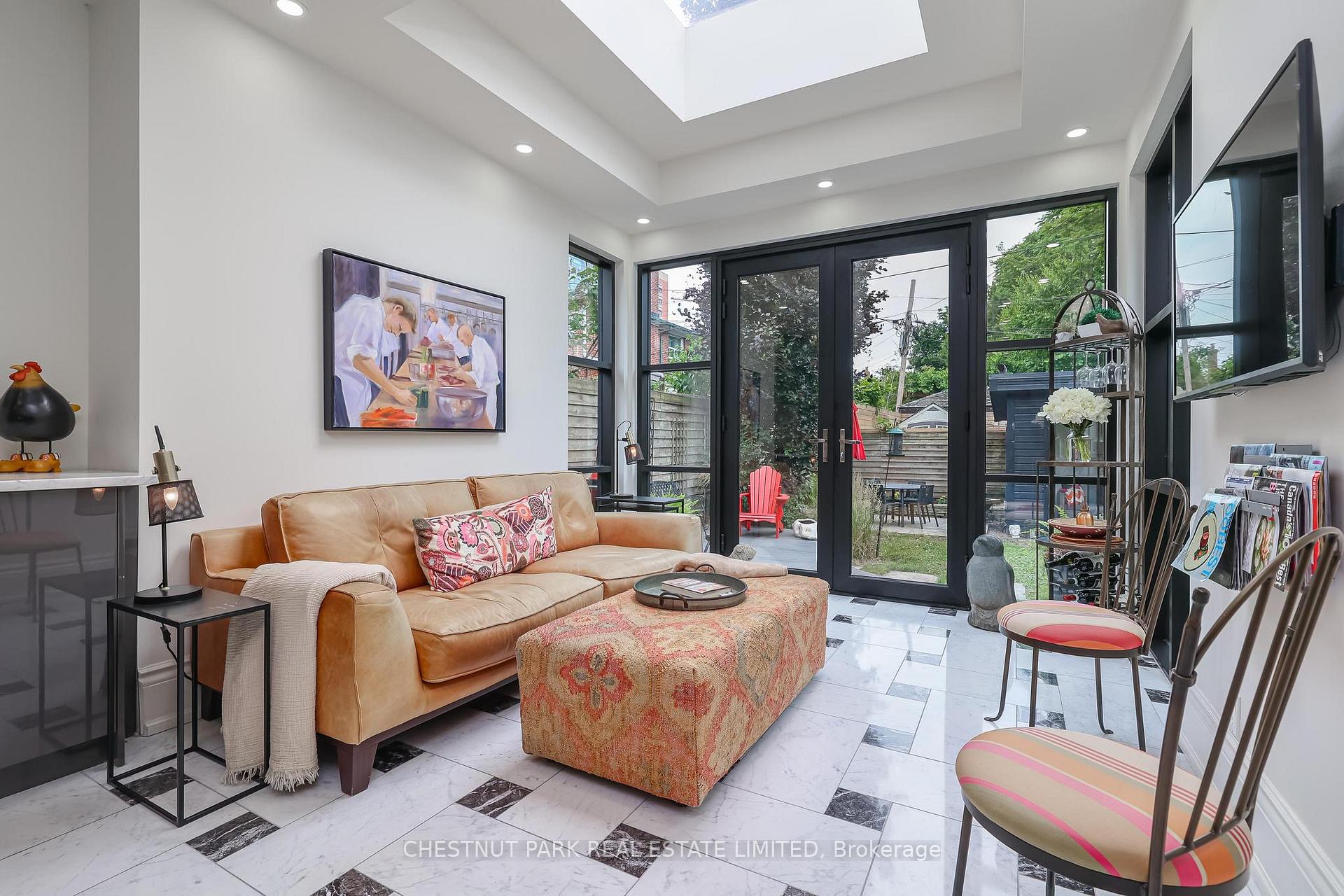 3 Bedroom Single Family Home/House's Image 11