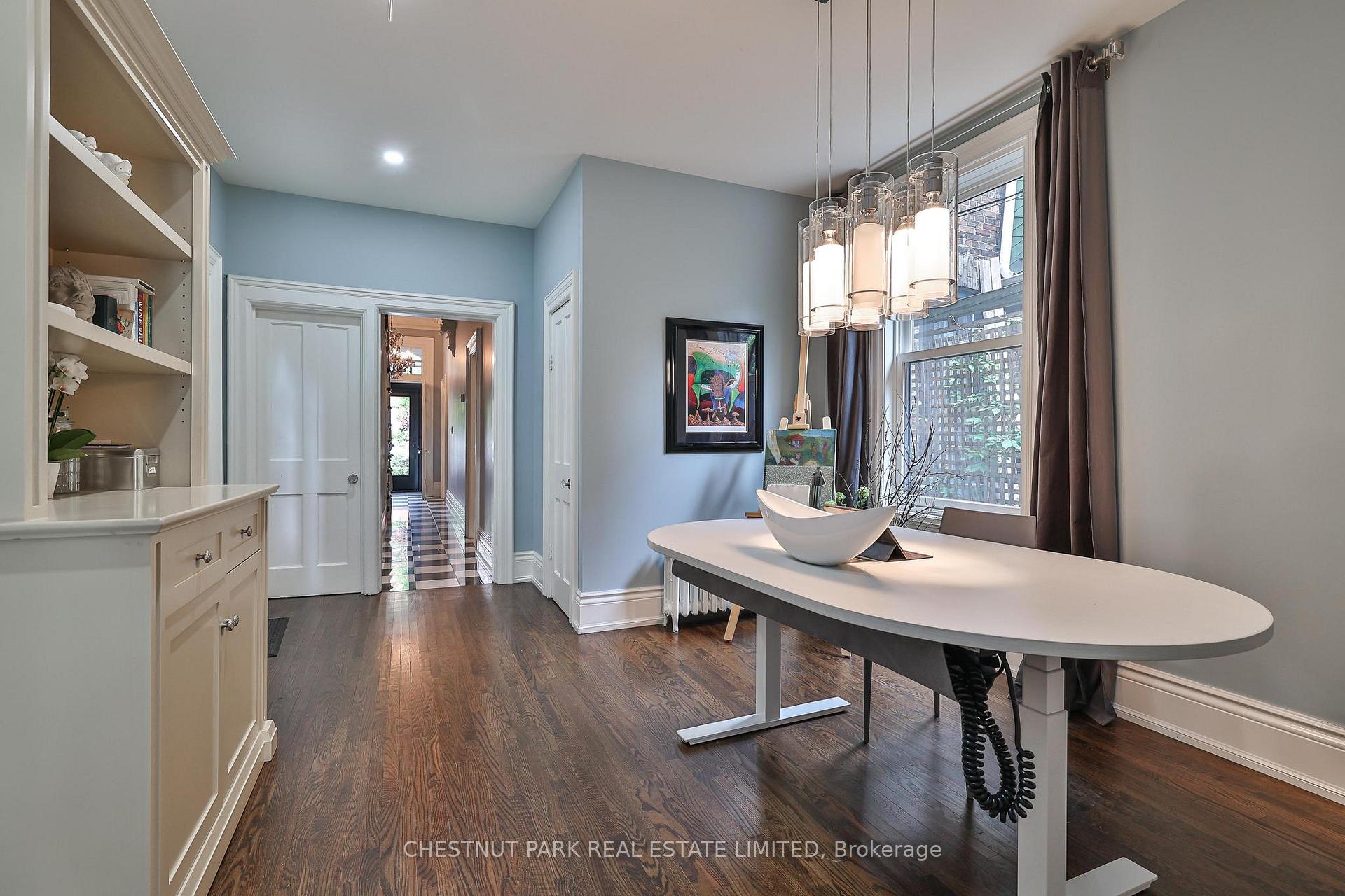 3 Bedroom Single Family Home/House's Image 8