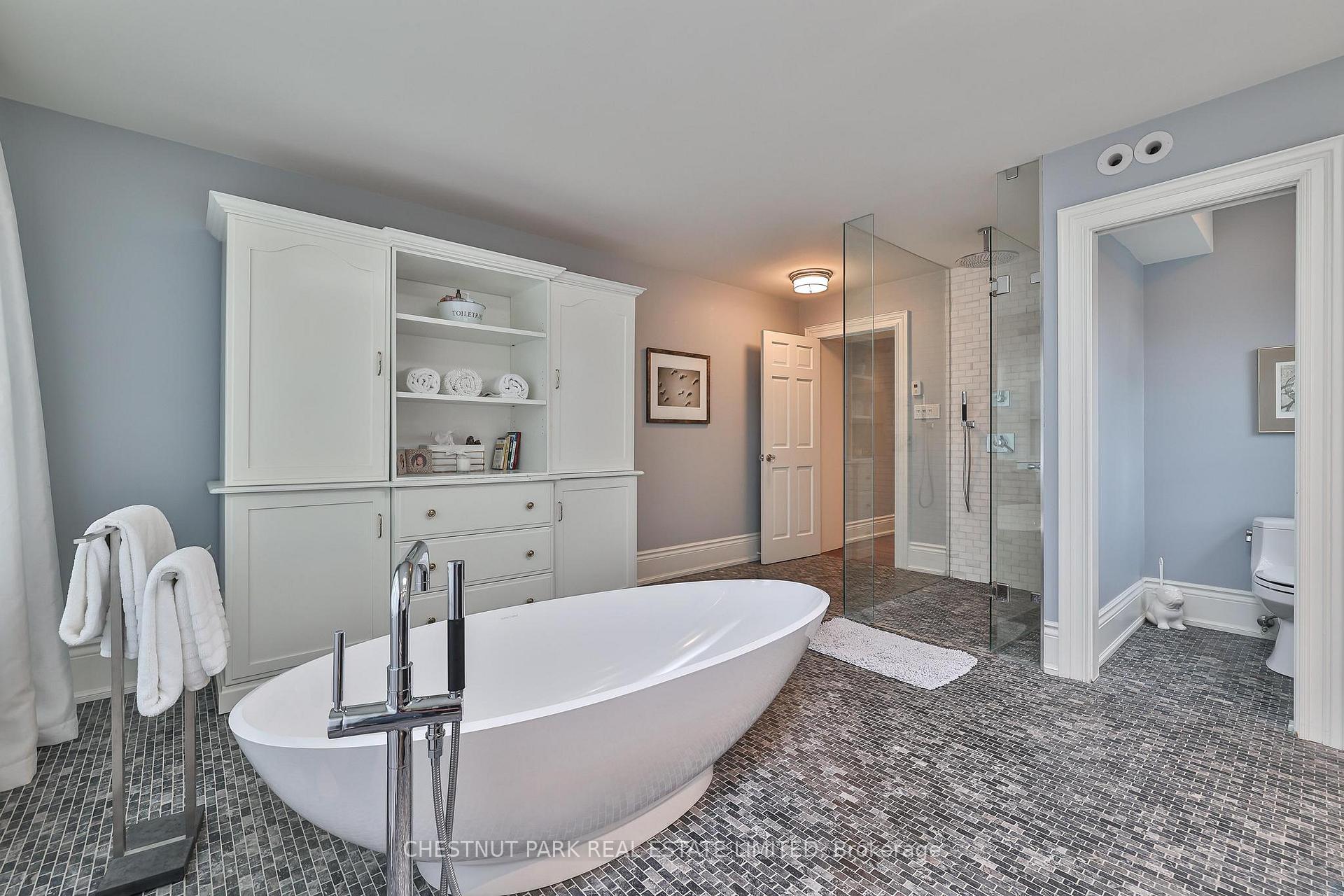 3 Bedroom Single Family Home/House's Image 17