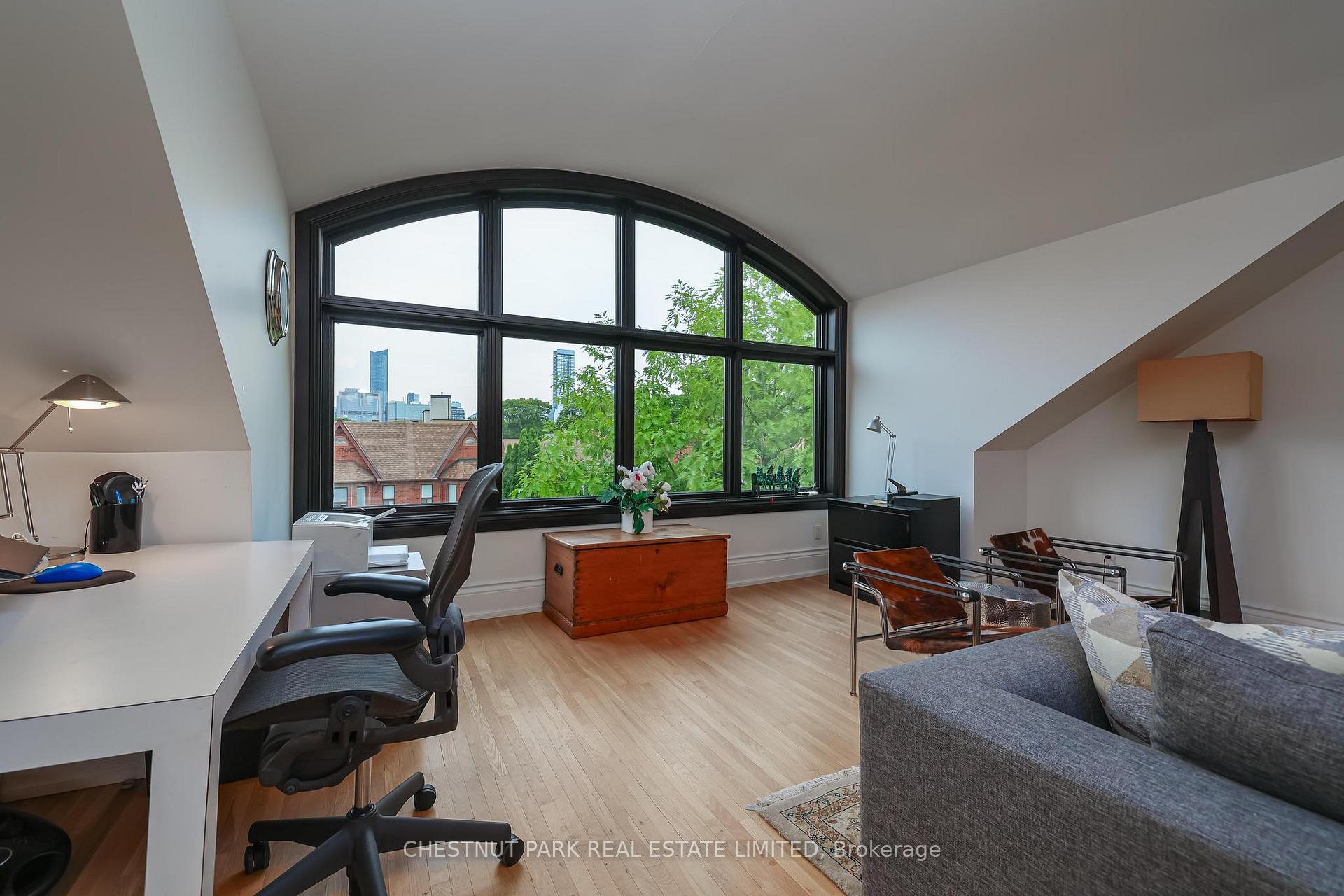3 Bedroom Single Family Home/House's Image 27